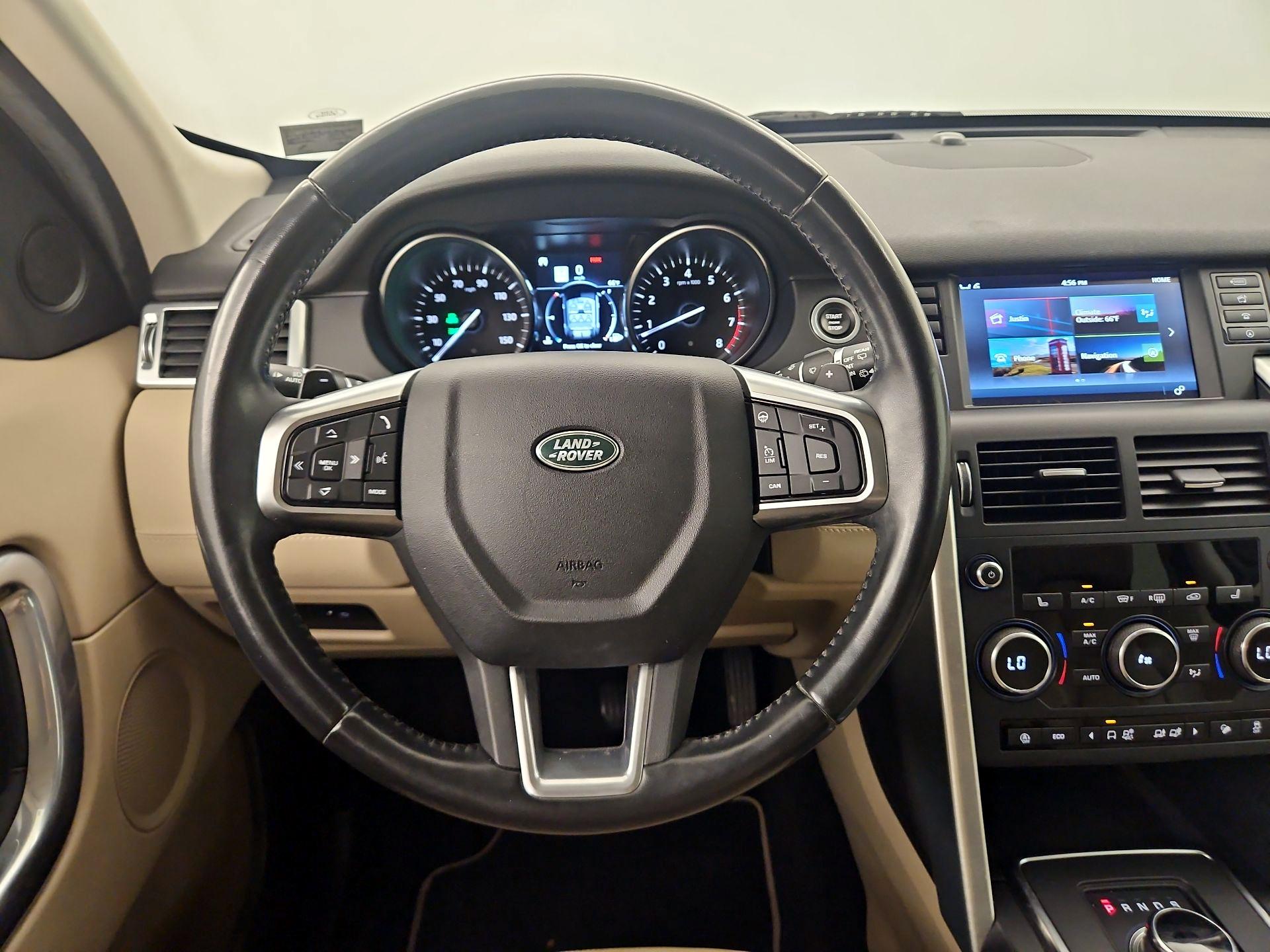 Thumbnail: 2018 Land Rover Discovery Sport - 10