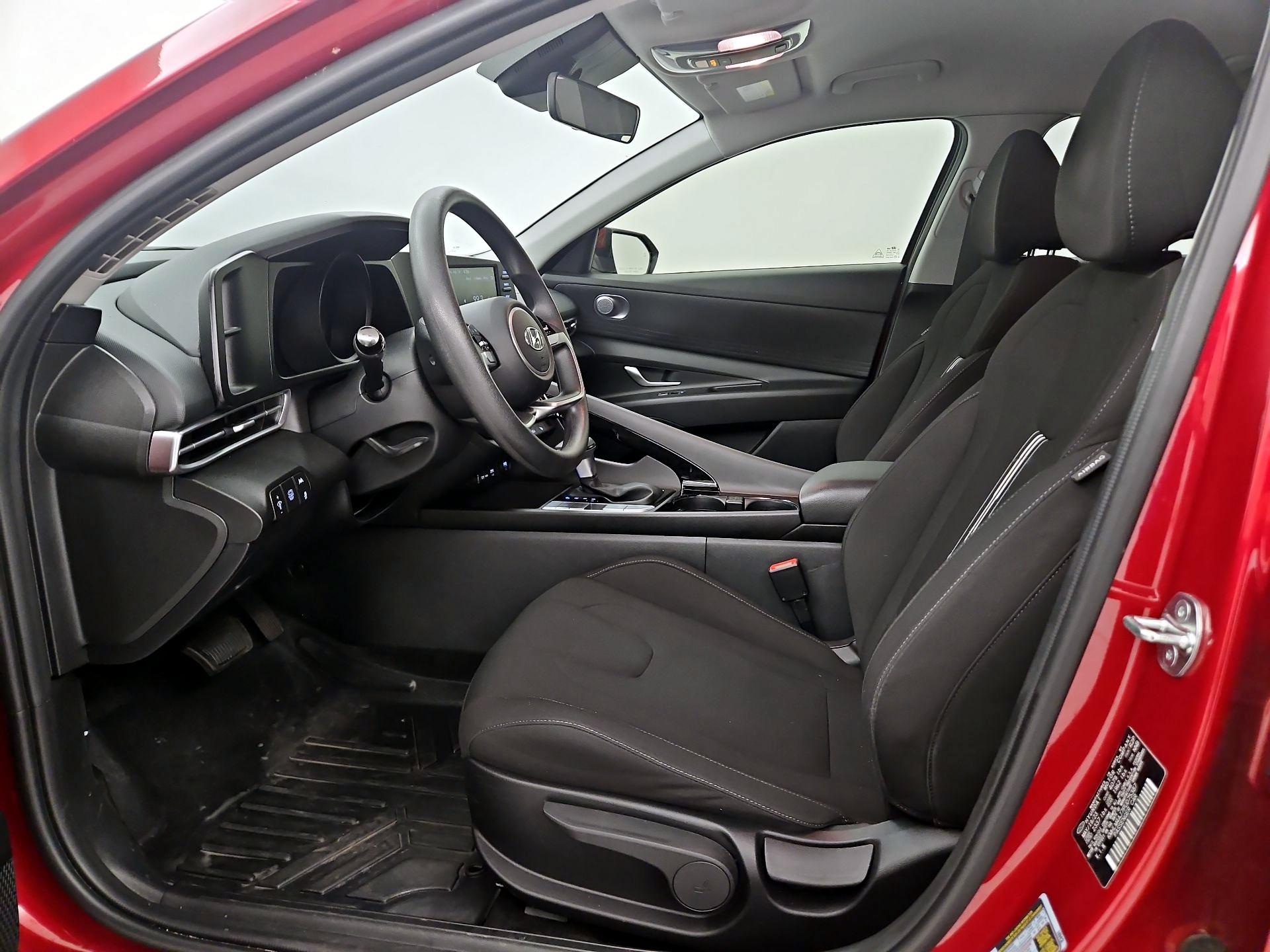 Thumbnail: 2023 Hyundai Elantra - 11