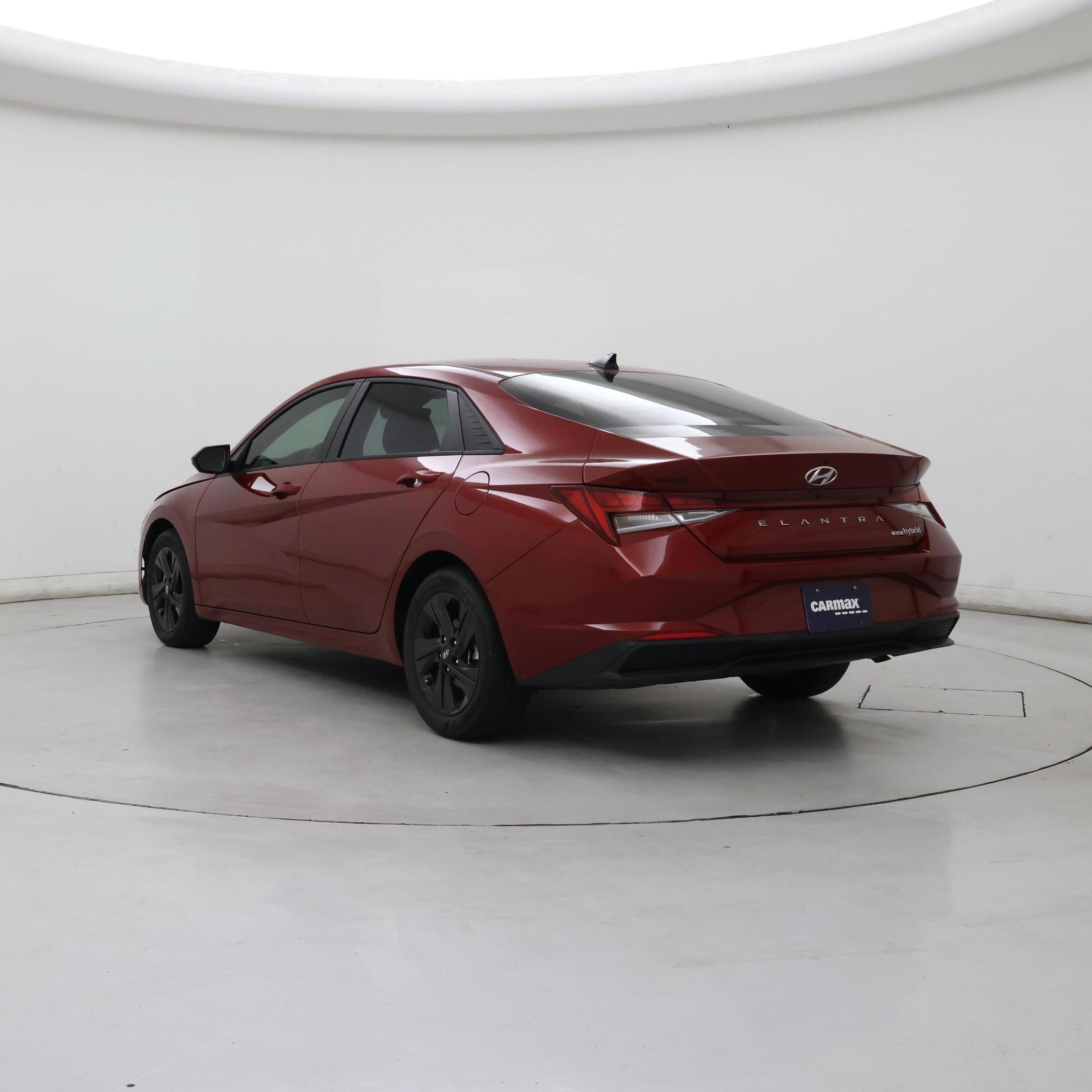 Thumbnail: 2023 Hyundai Elantra - 2