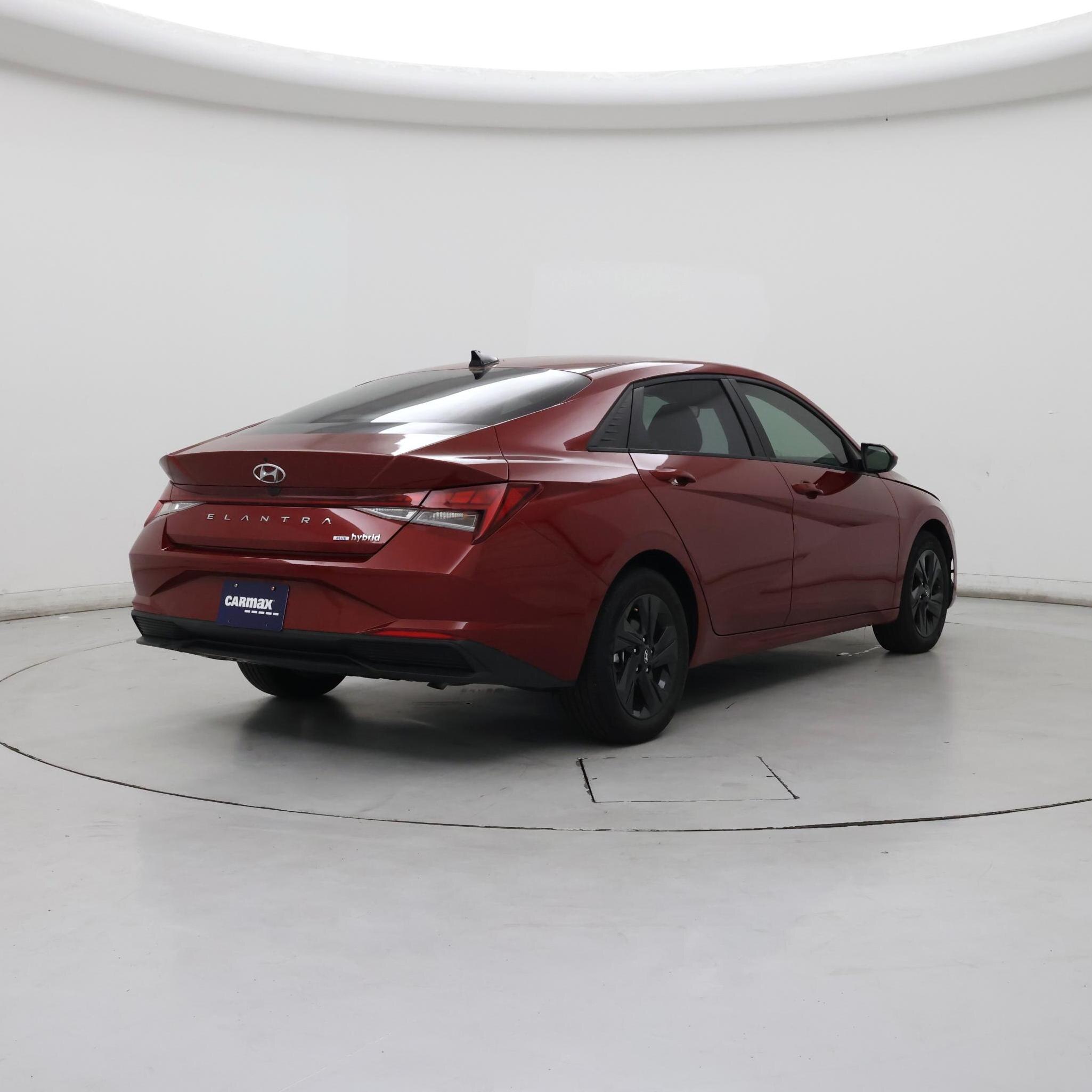Thumbnail: 2023 Hyundai Elantra - 8