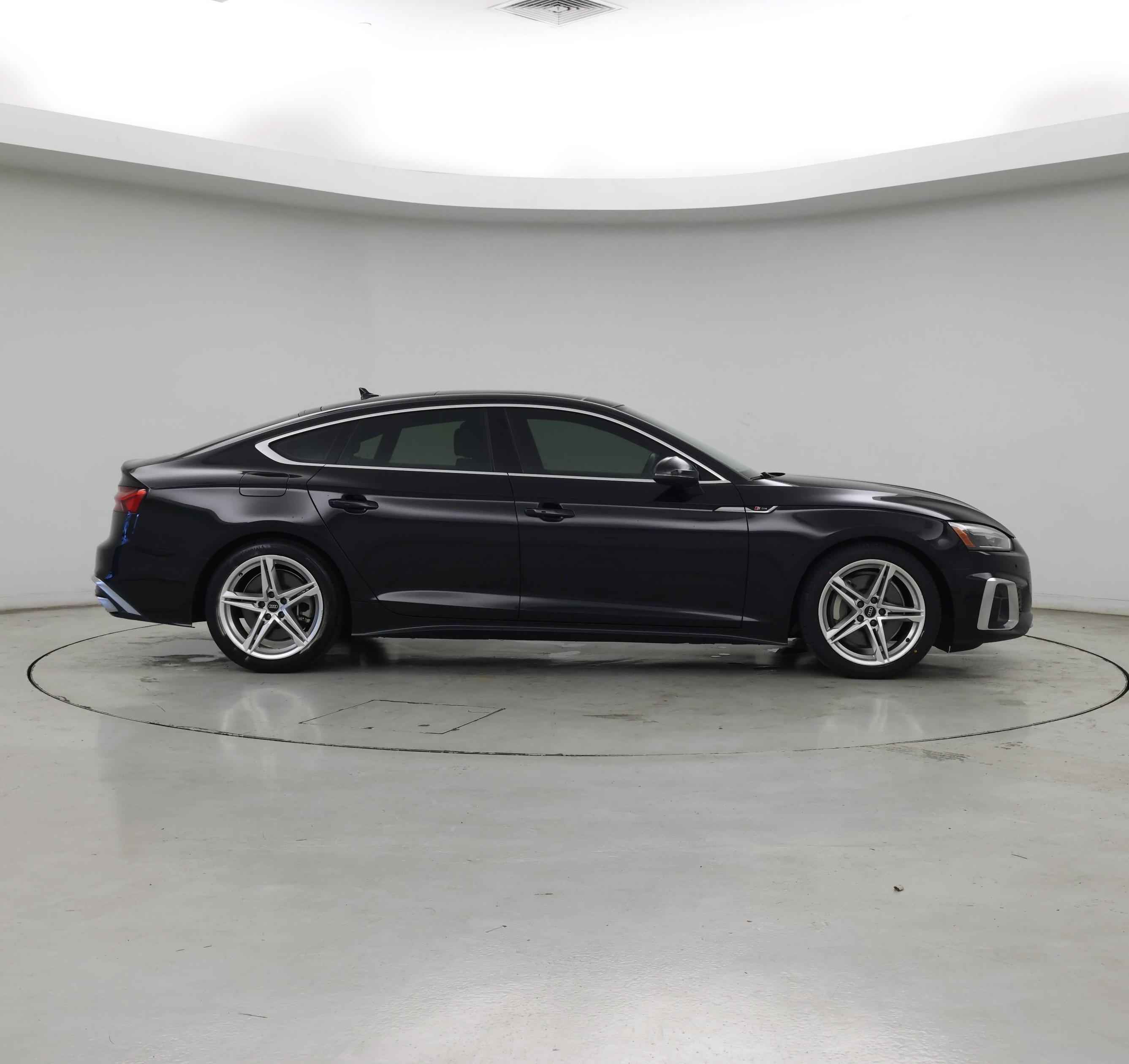 Thumbnail: 2022 Audi A5 - 7