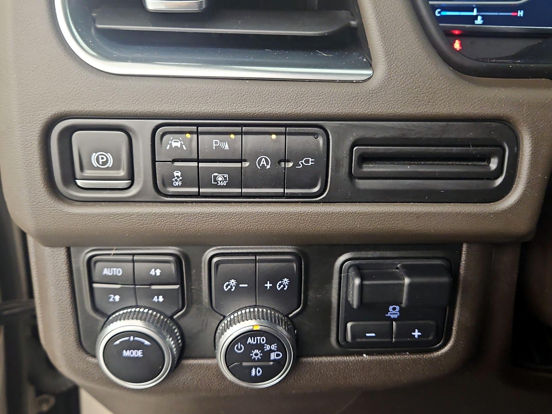 Thumbnail: 2022 GMC Yukon - 13