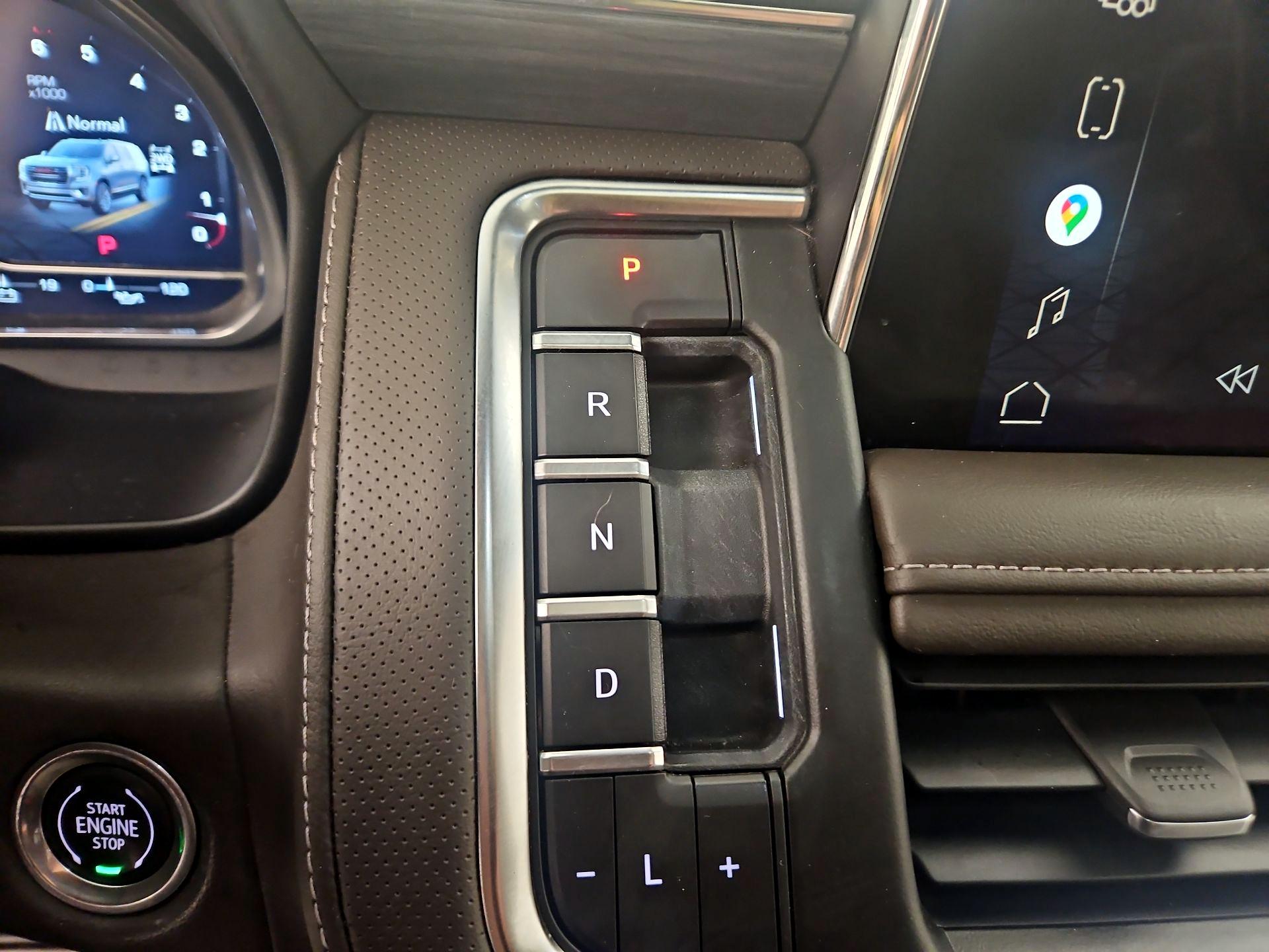 Thumbnail: 2022 GMC Yukon - 17