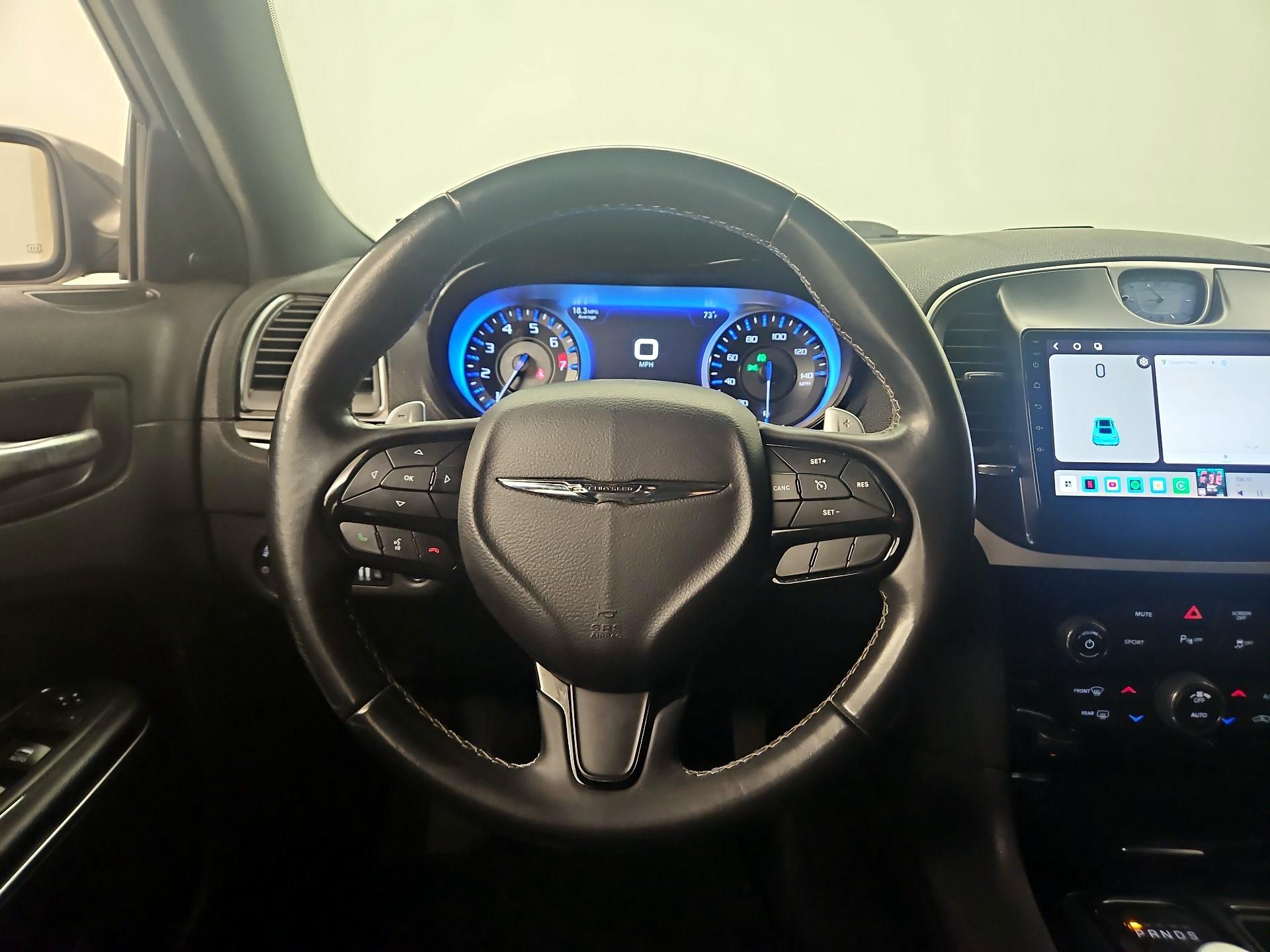 Thumbnail: 2018 Chrysler 300 - 10