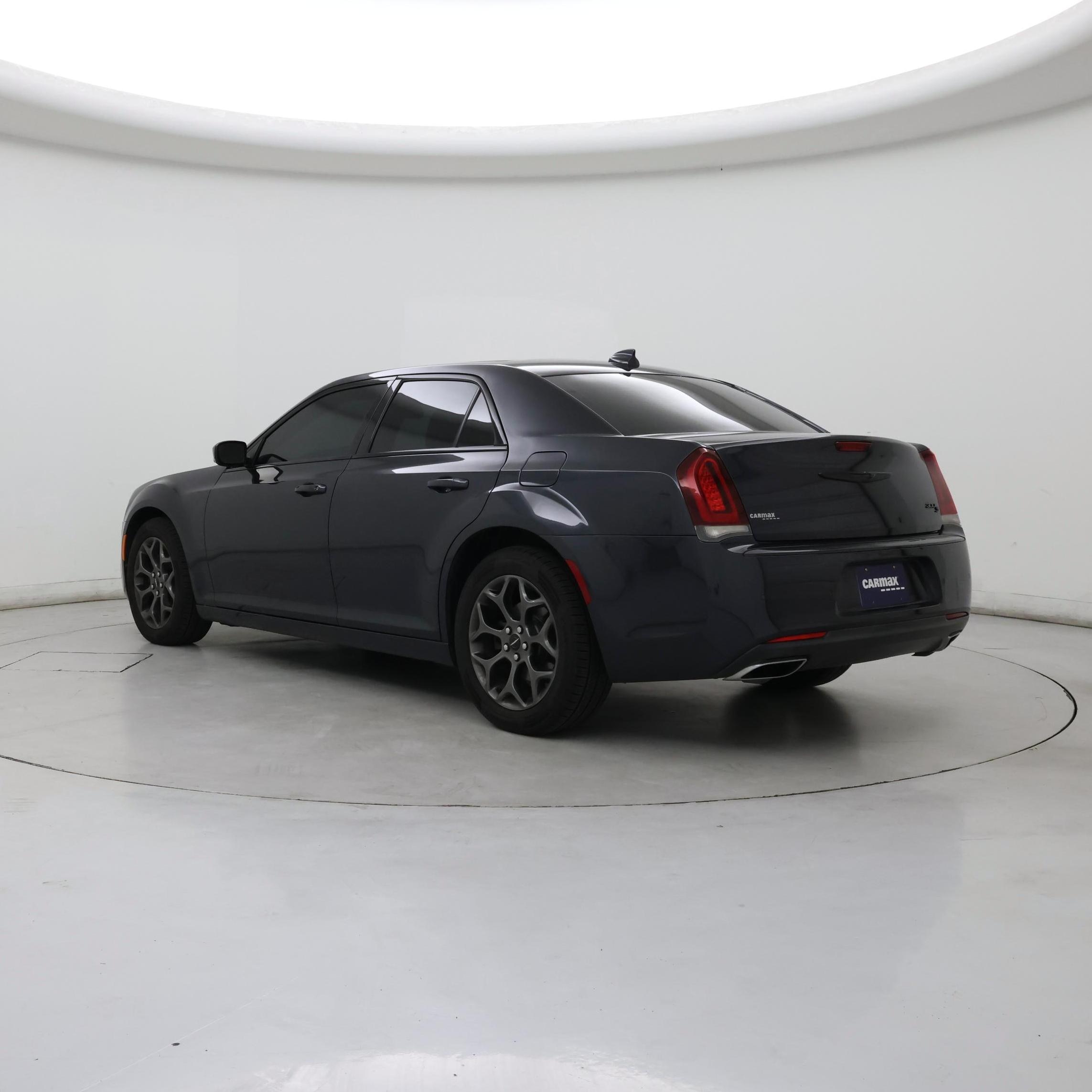 Thumbnail: 2018 Chrysler 300 - 2