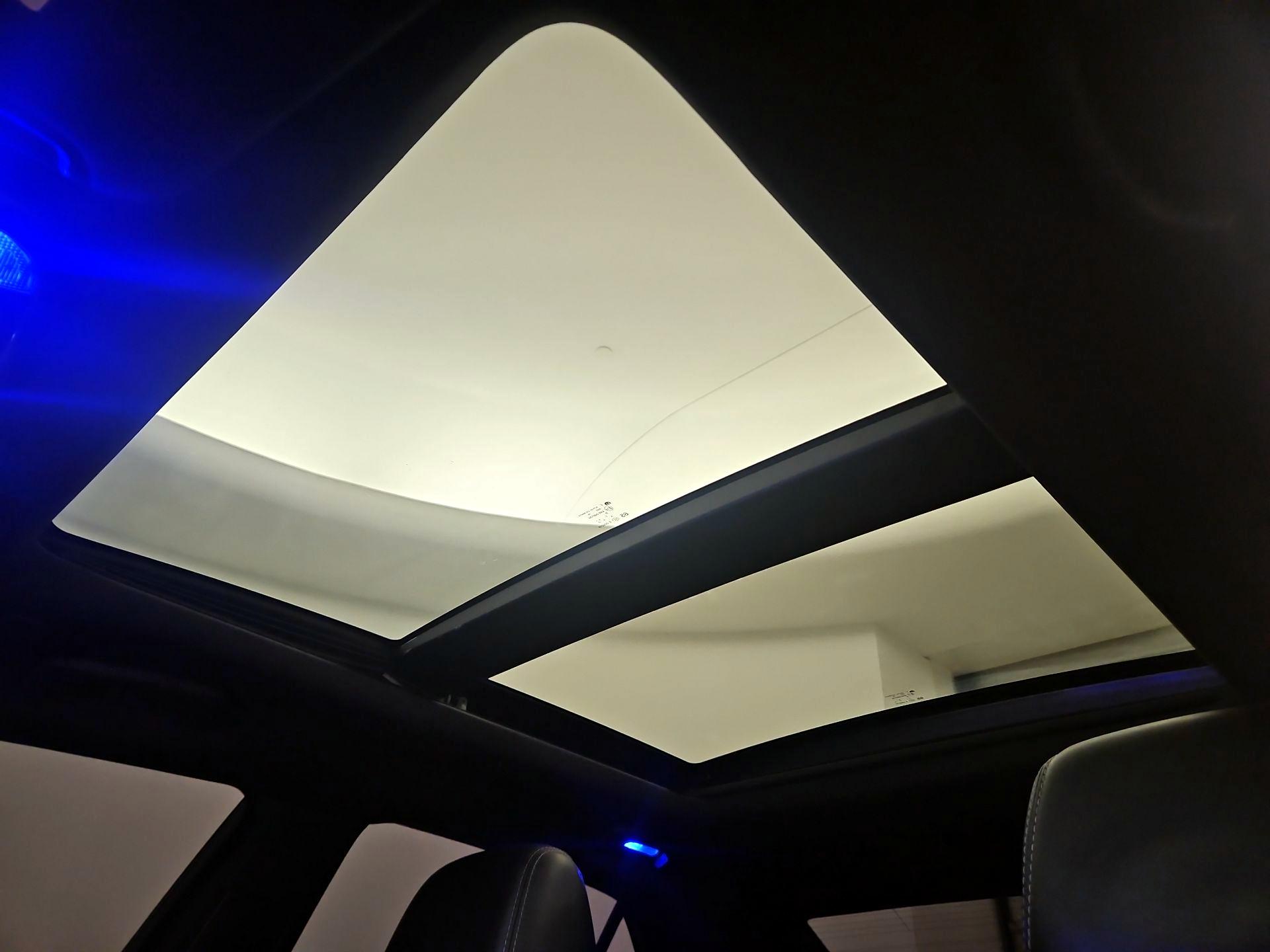 Thumbnail: 2018 Chrysler 300 - 19