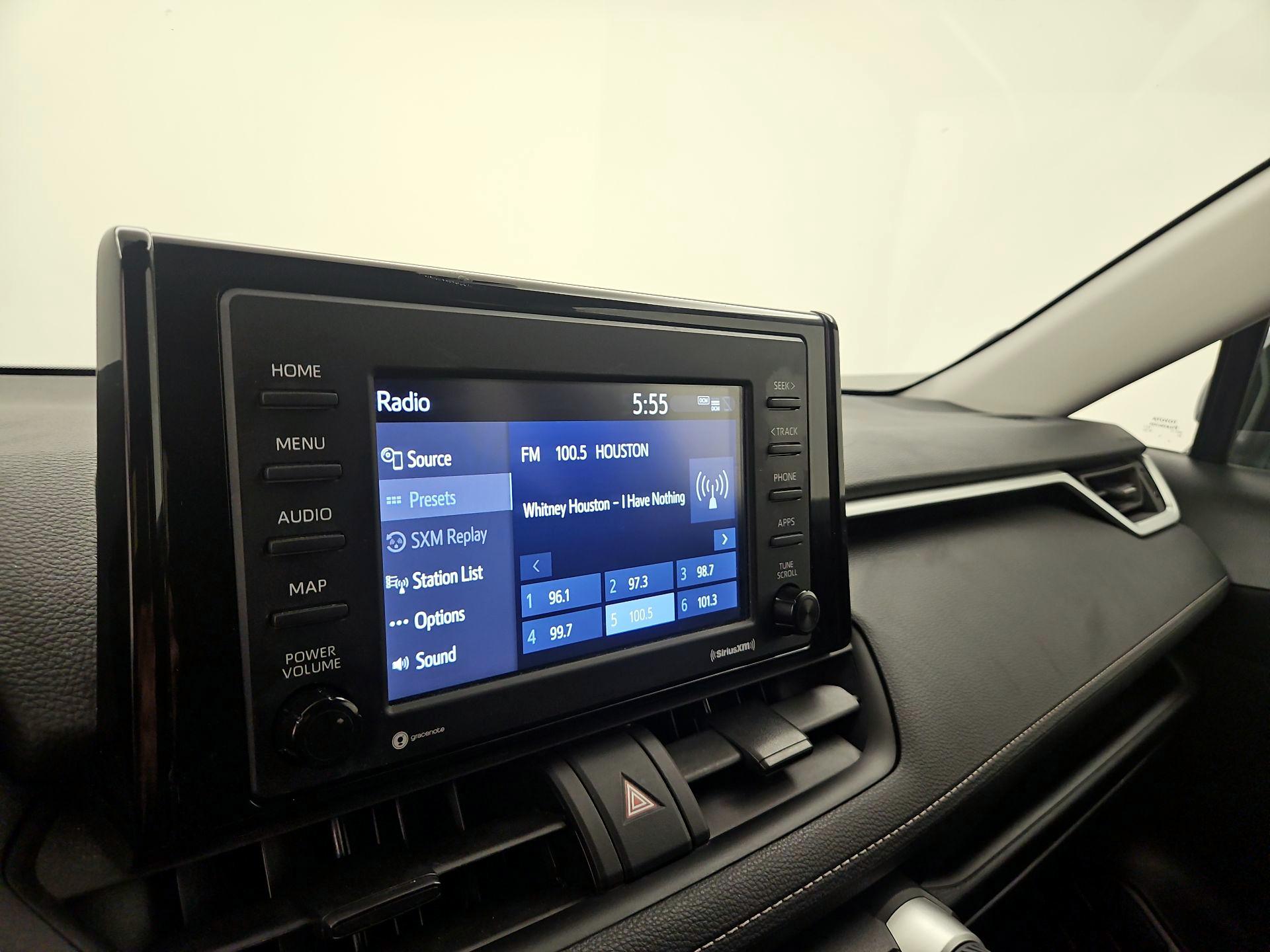 Thumbnail: 2022 Toyota RAV4 - 15