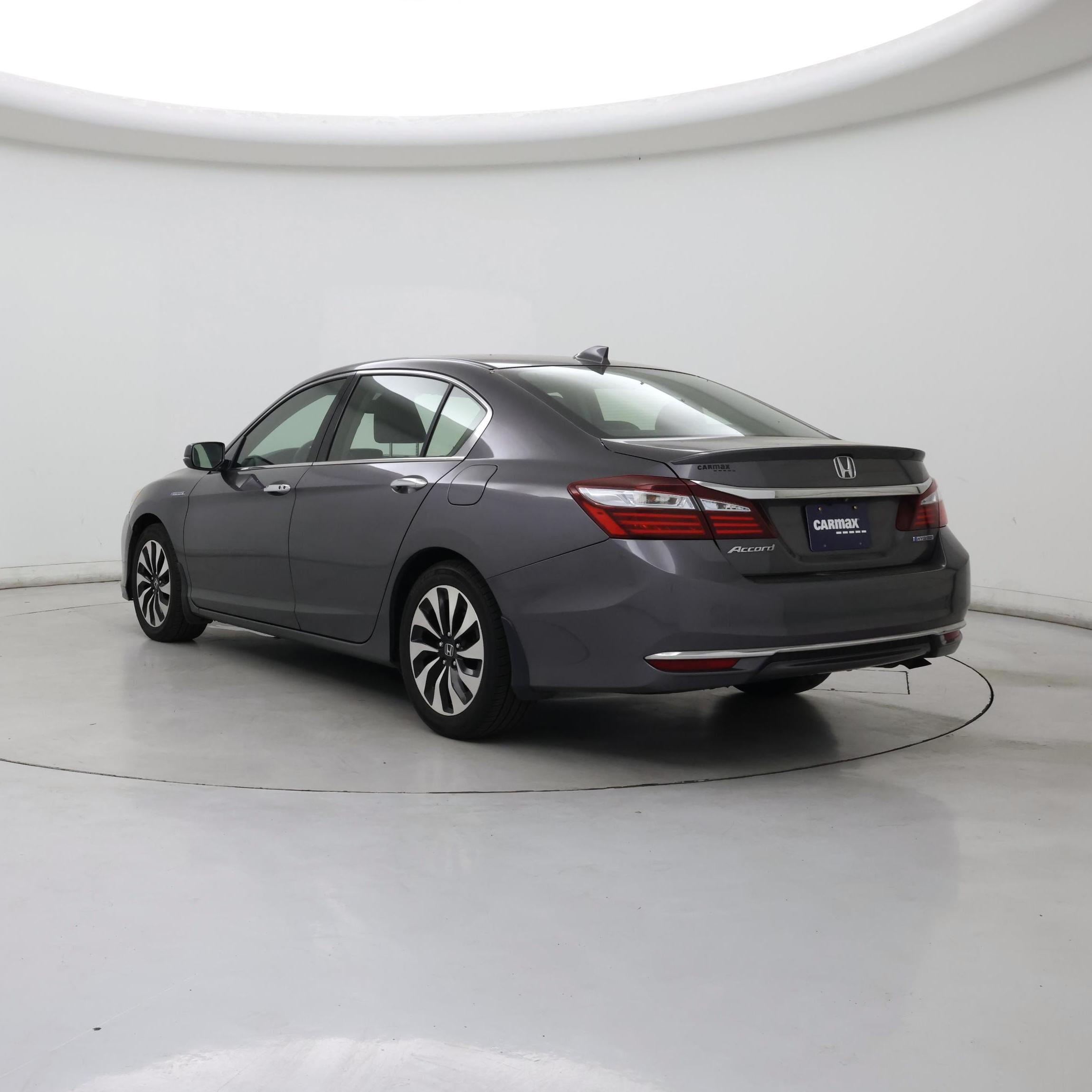 Thumbnail: 2017 Honda Accord - 2