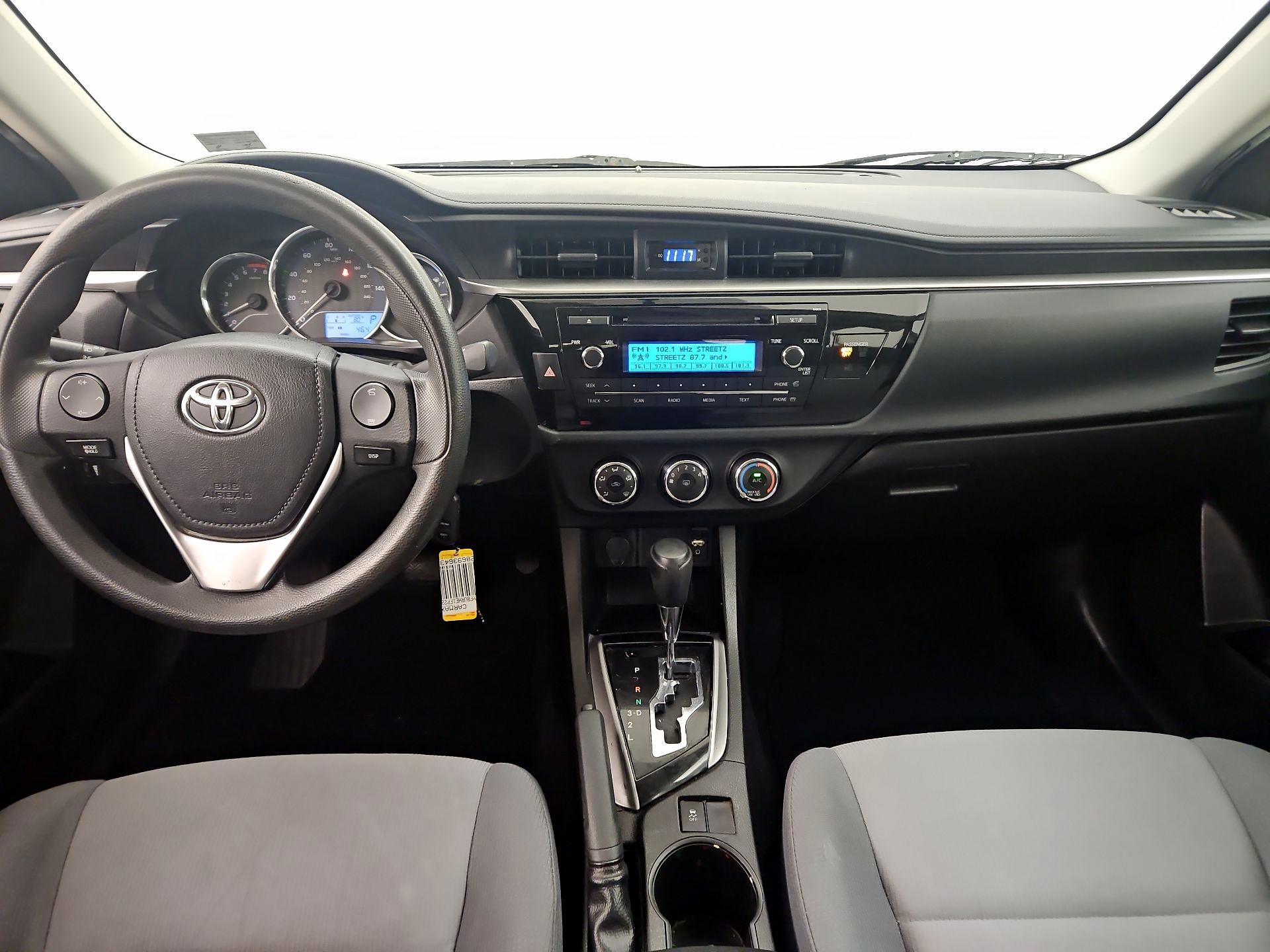Thumbnail: 2015 Toyota Corolla - 9