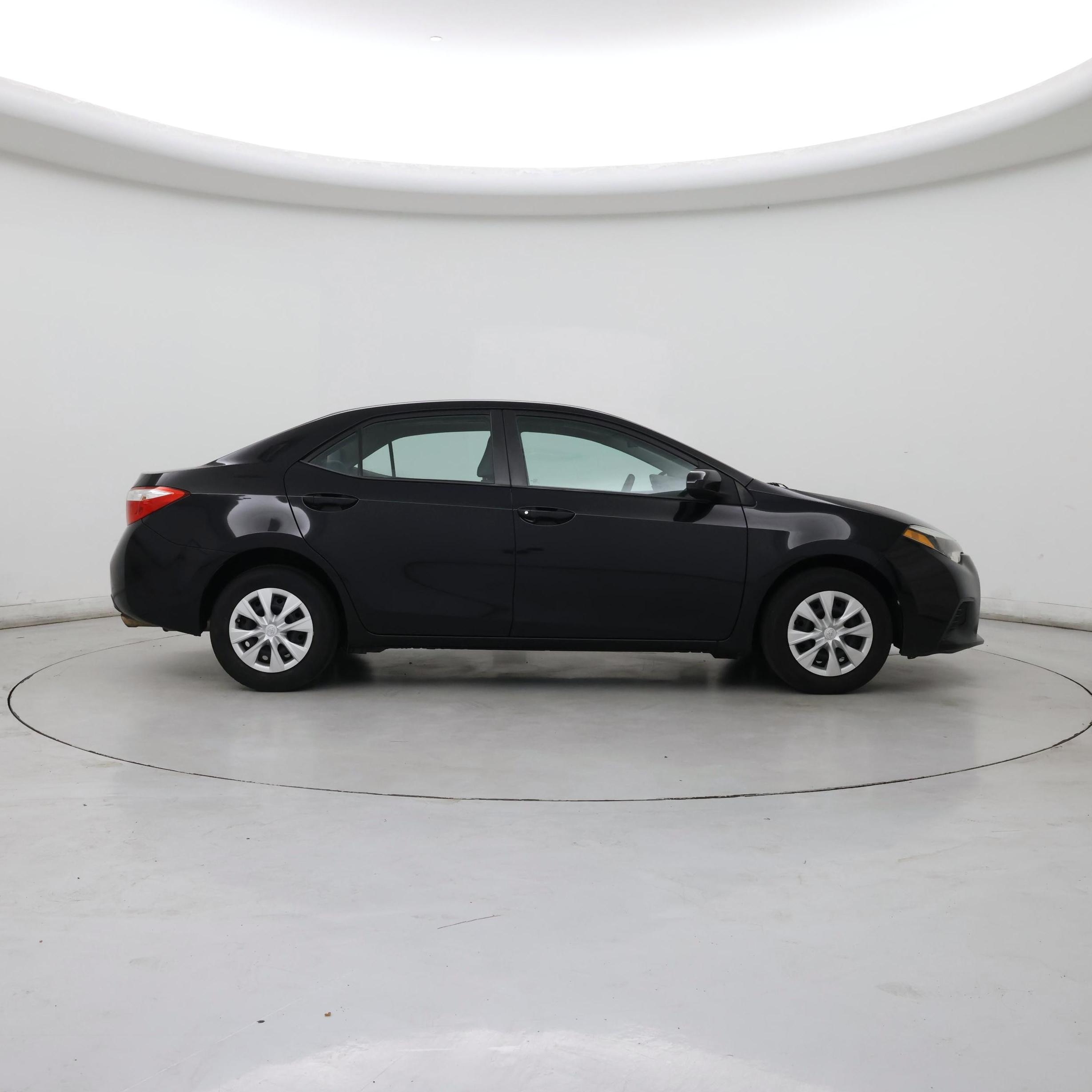 Thumbnail: 2015 Toyota Corolla - 7