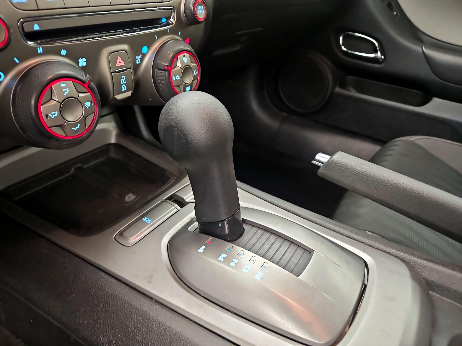 Thumbnail: 2014 Chevrolet Camaro - 16