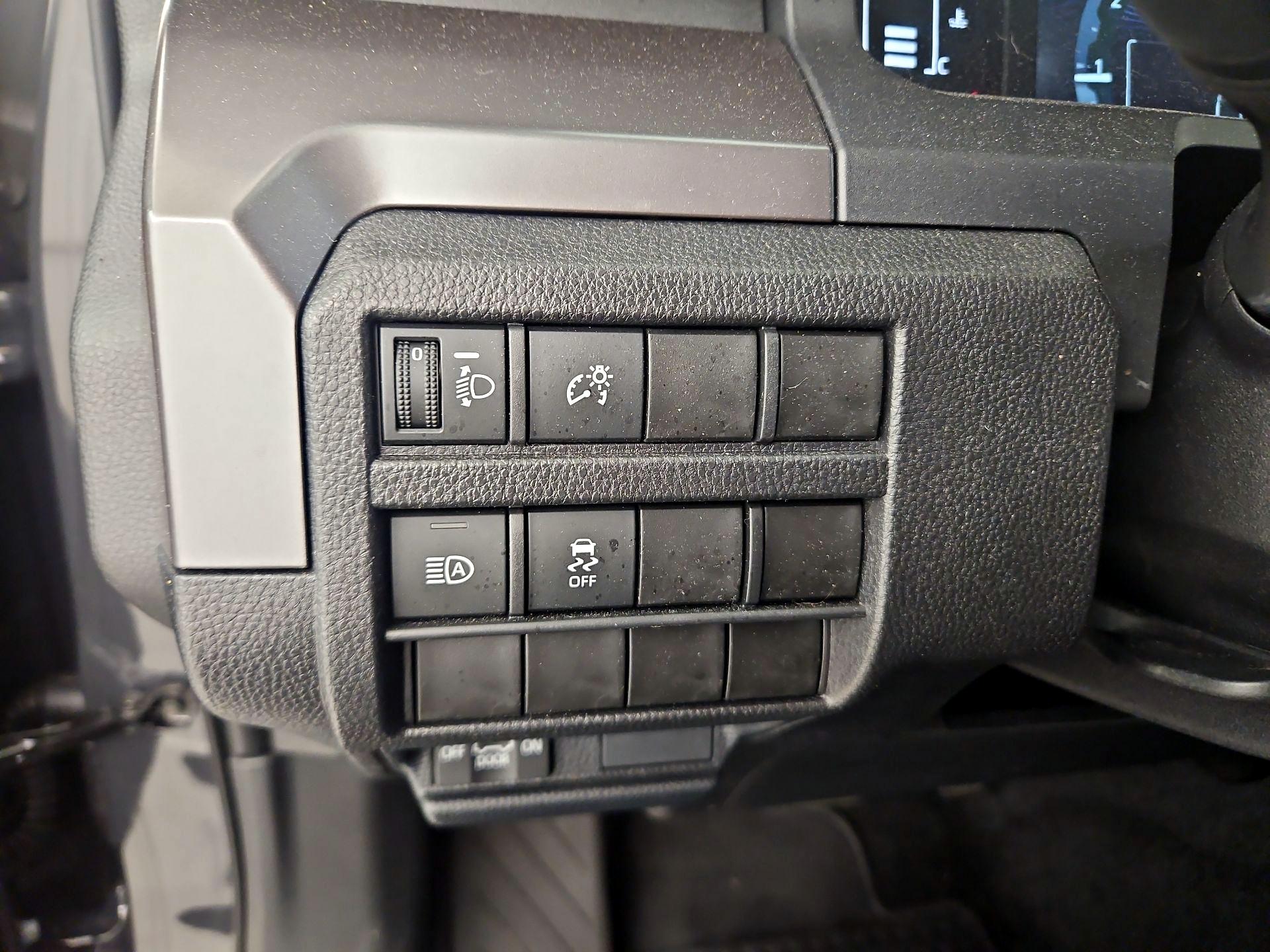 Thumbnail: 2025 Toyota Tacoma - 13