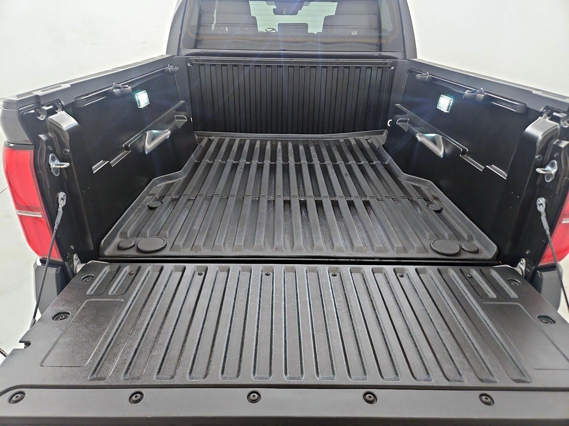 Thumbnail: 2025 Toyota Tacoma - 20