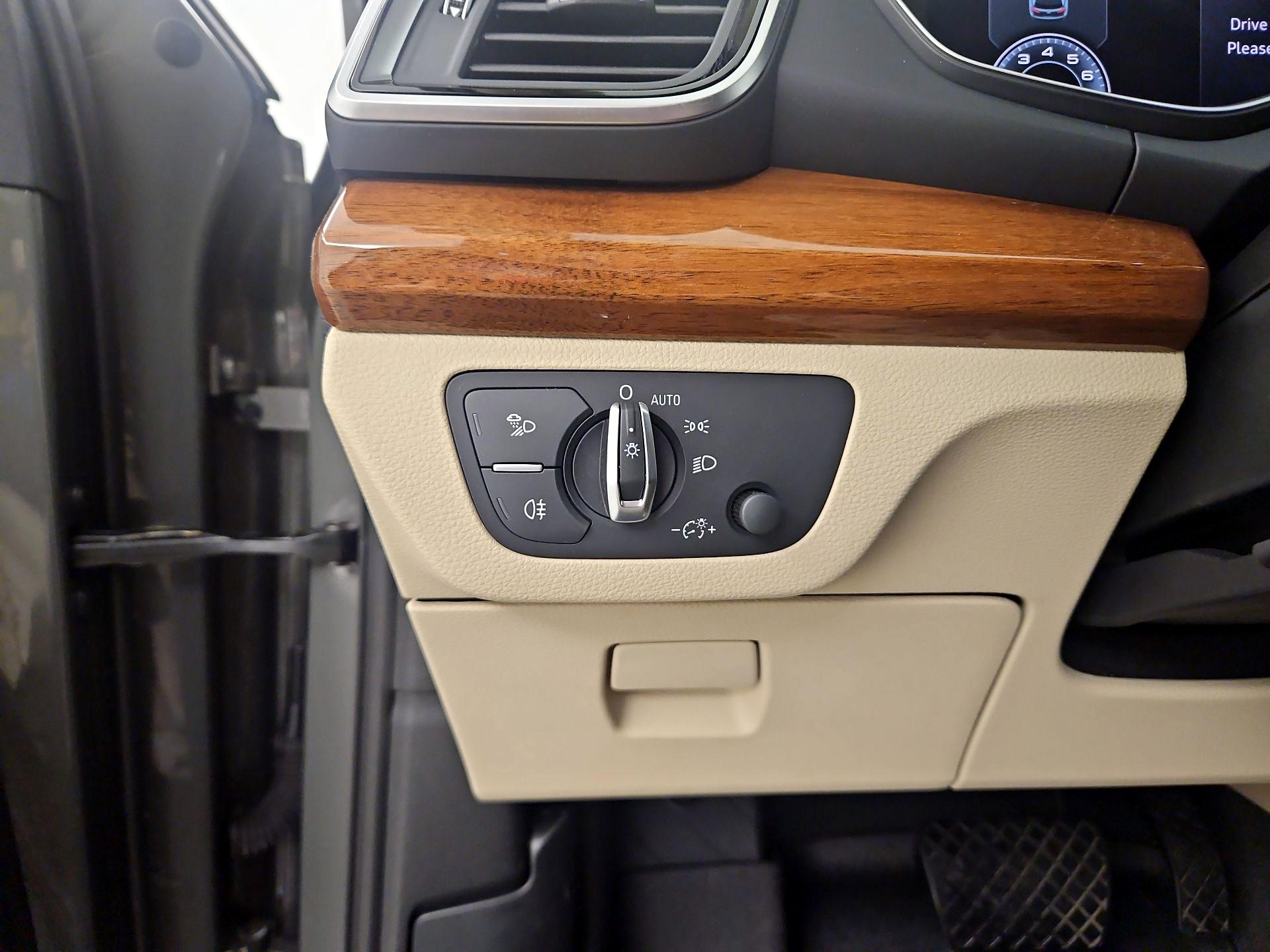 Thumbnail: 2023 Audi Q5 - 13