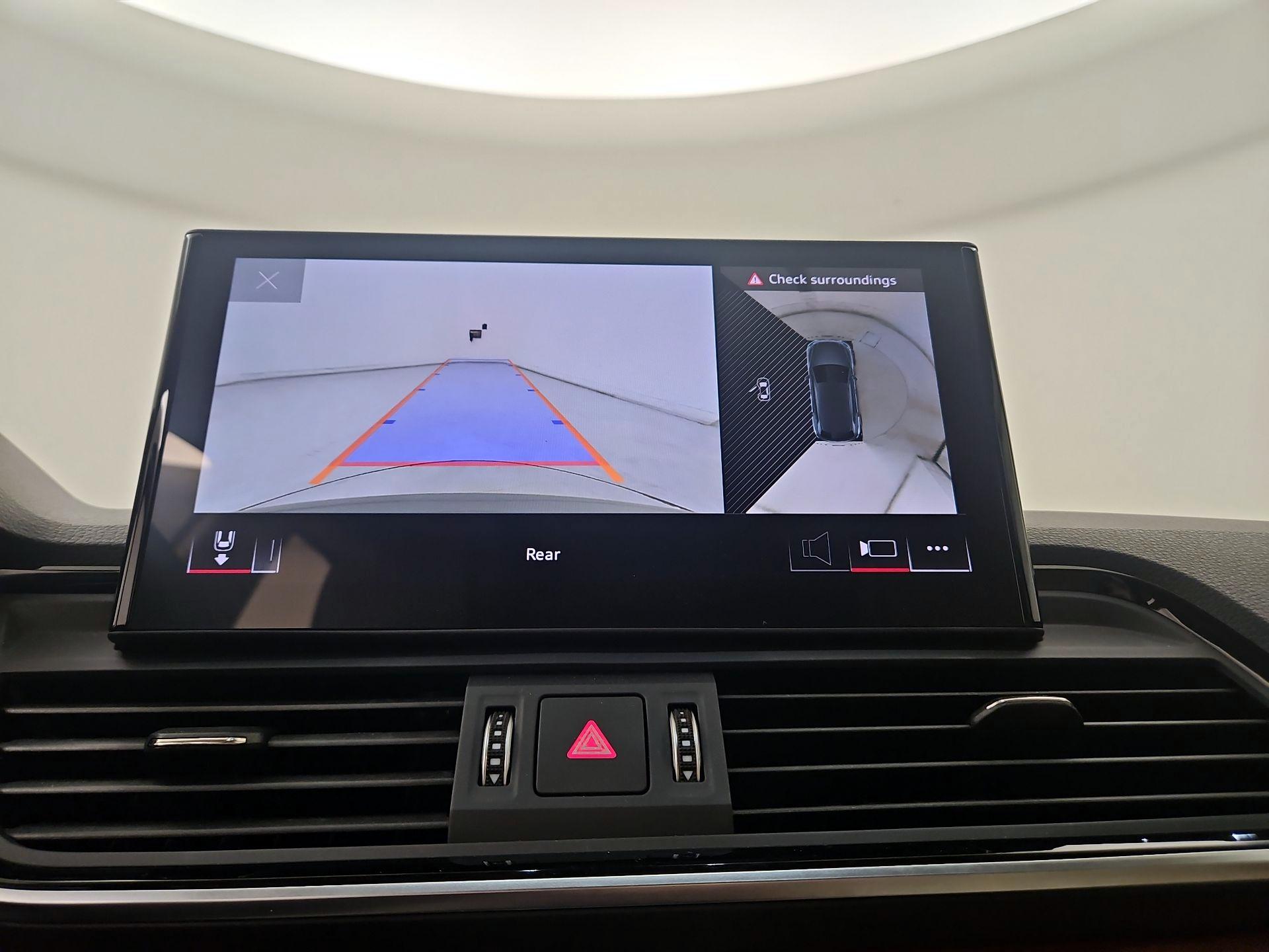 Thumbnail: 2023 Audi Q5 - 15