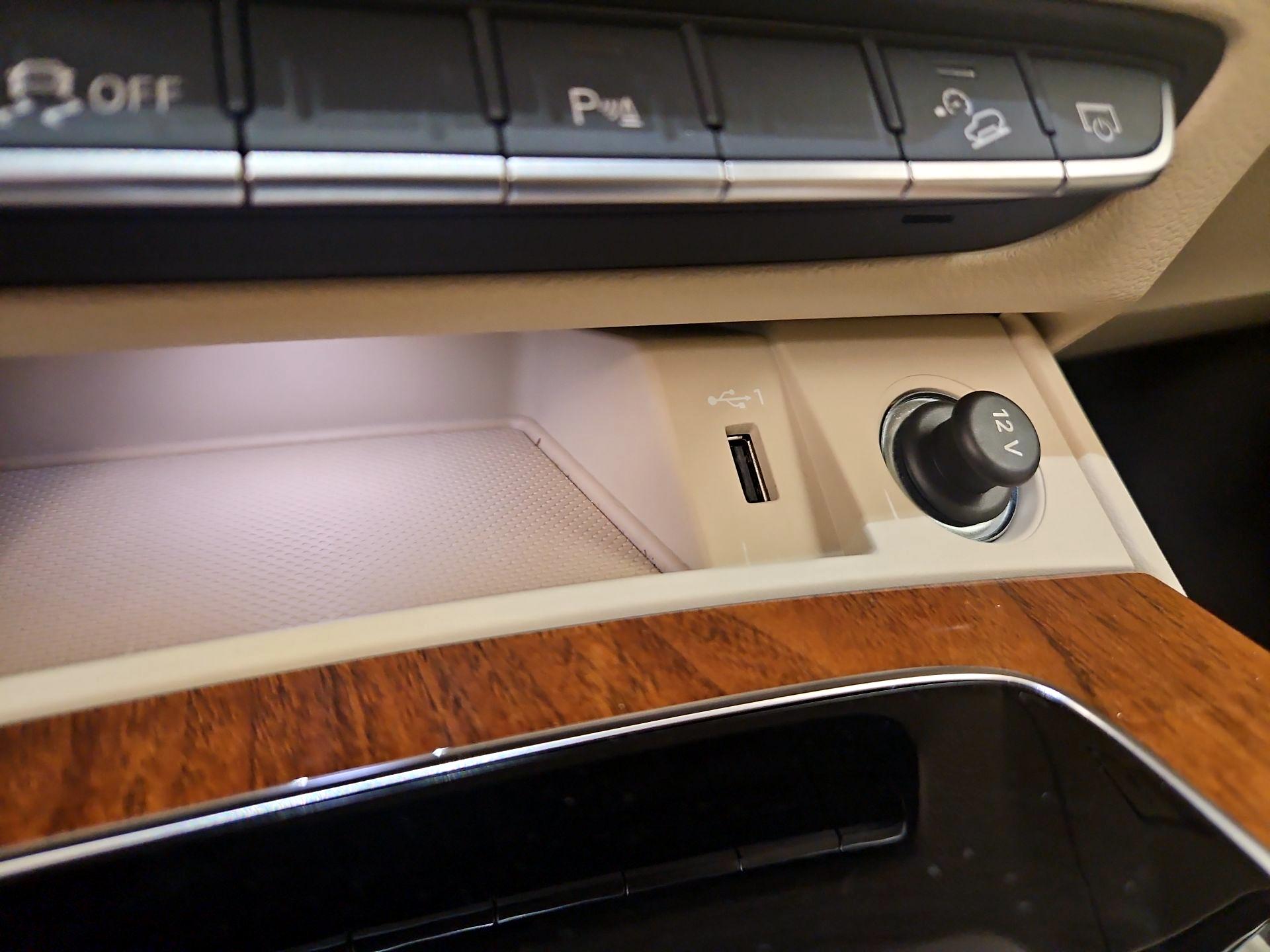 Thumbnail: 2023 Audi Q5 - 19