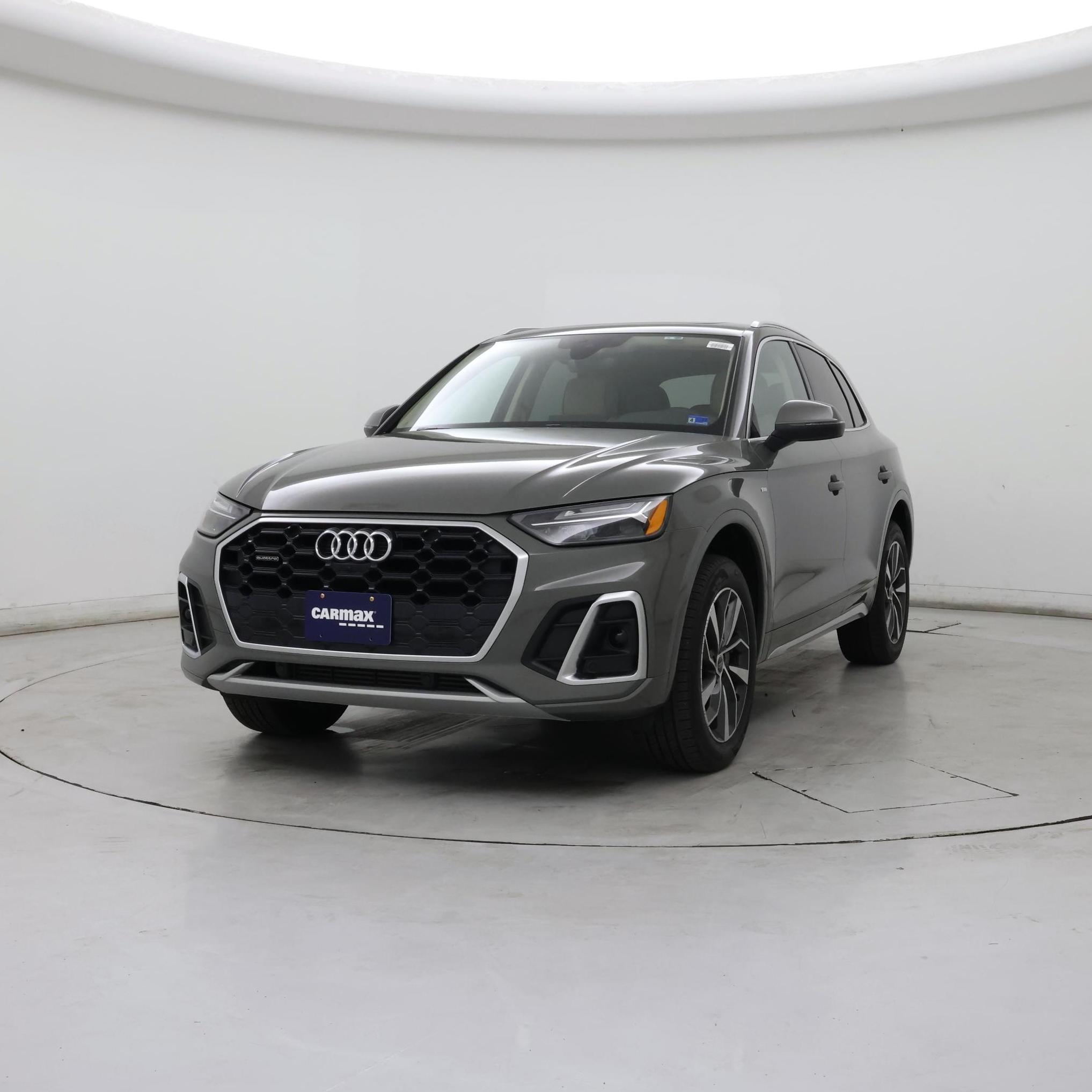 Thumbnail: 2023 Audi Q5 - 4