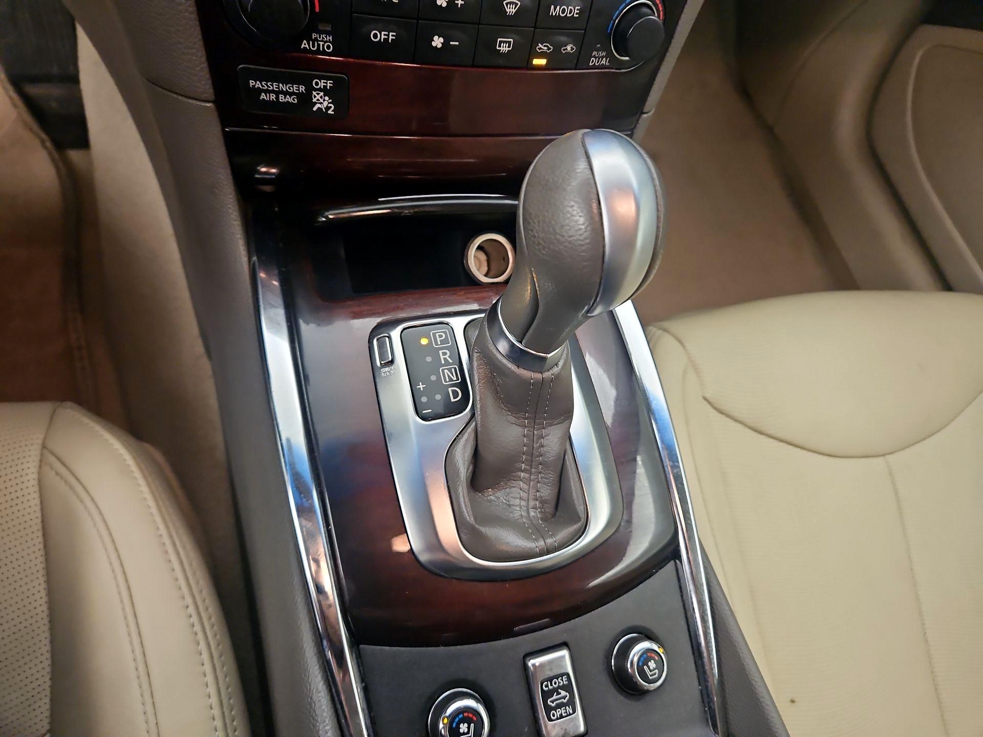 Thumbnail: 2014 INFINITI Q60 - 18