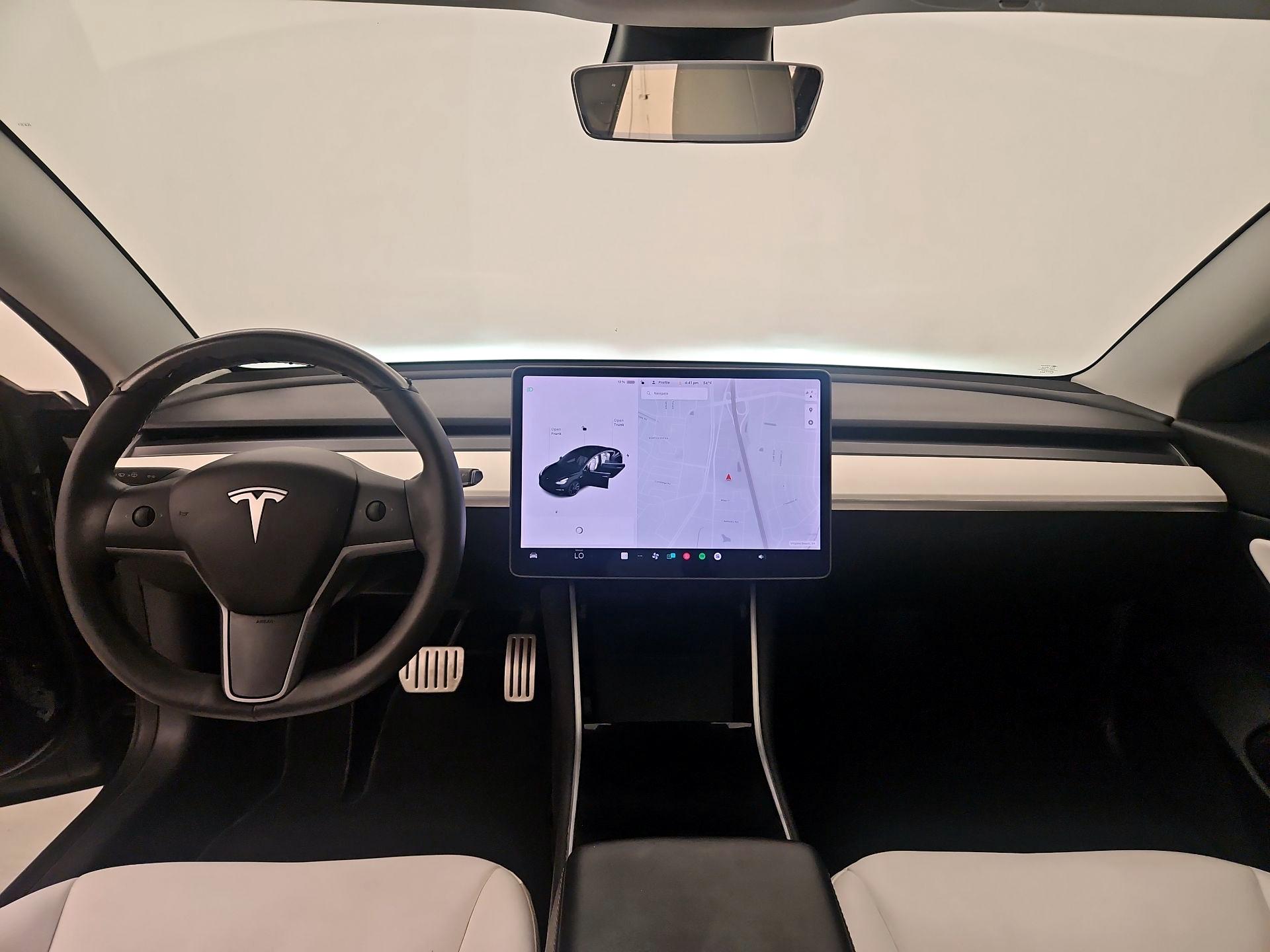 Thumbnail: 2020 Tesla Model 3 - 9