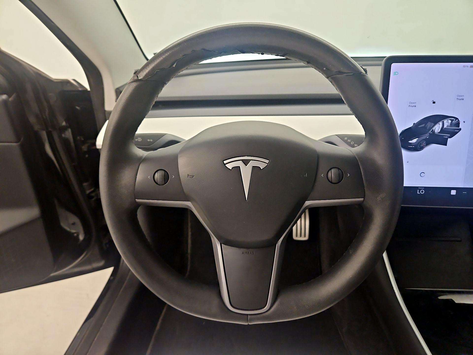 Thumbnail: 2020 Tesla Model 3 - 10