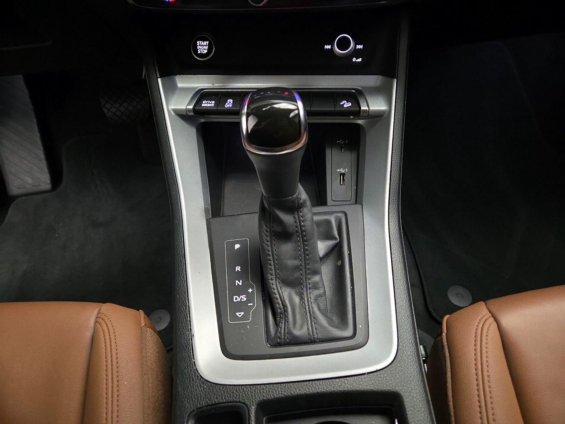 Thumbnail: 2021 Audi Q3 - 17