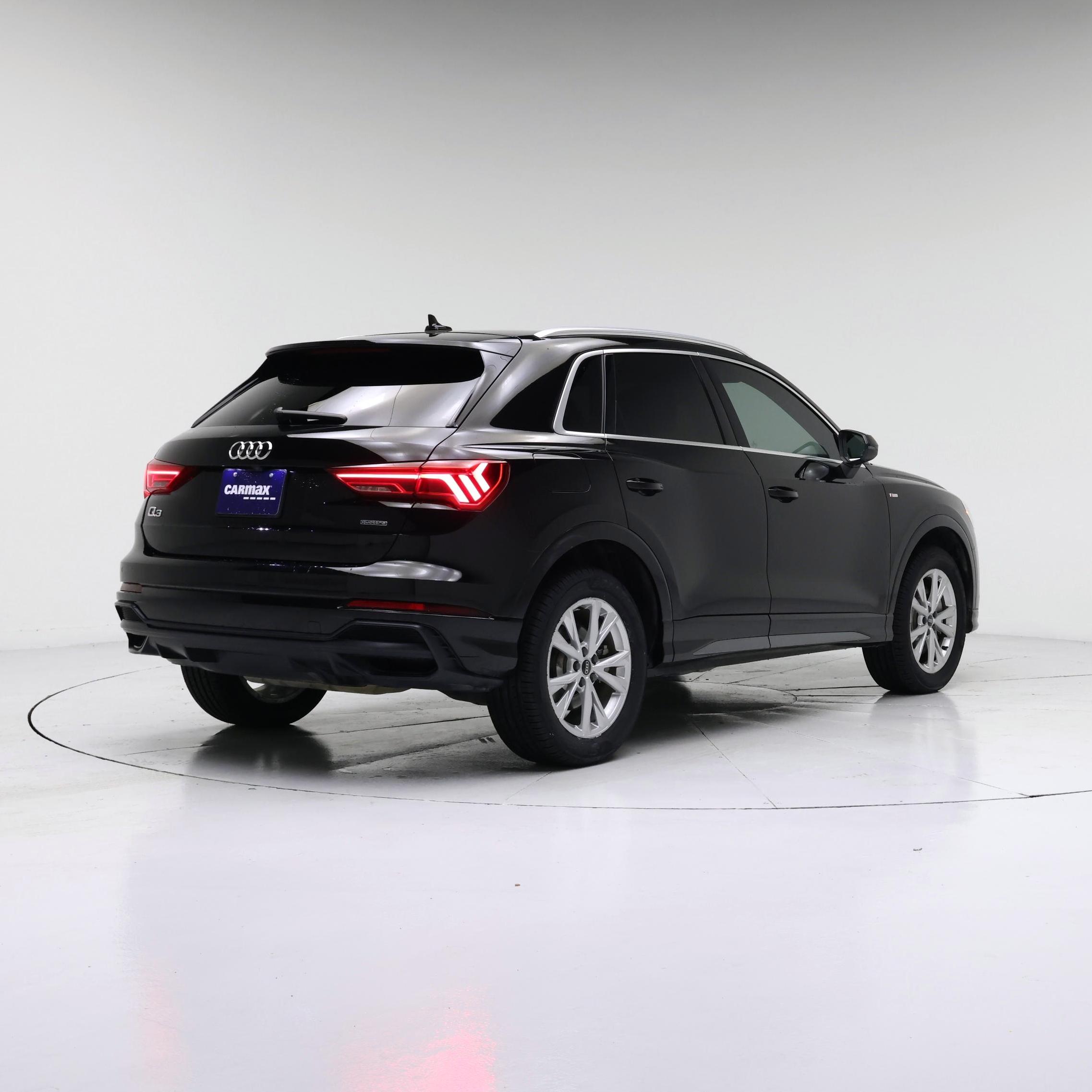 Thumbnail: 2021 Audi Q3 - 8