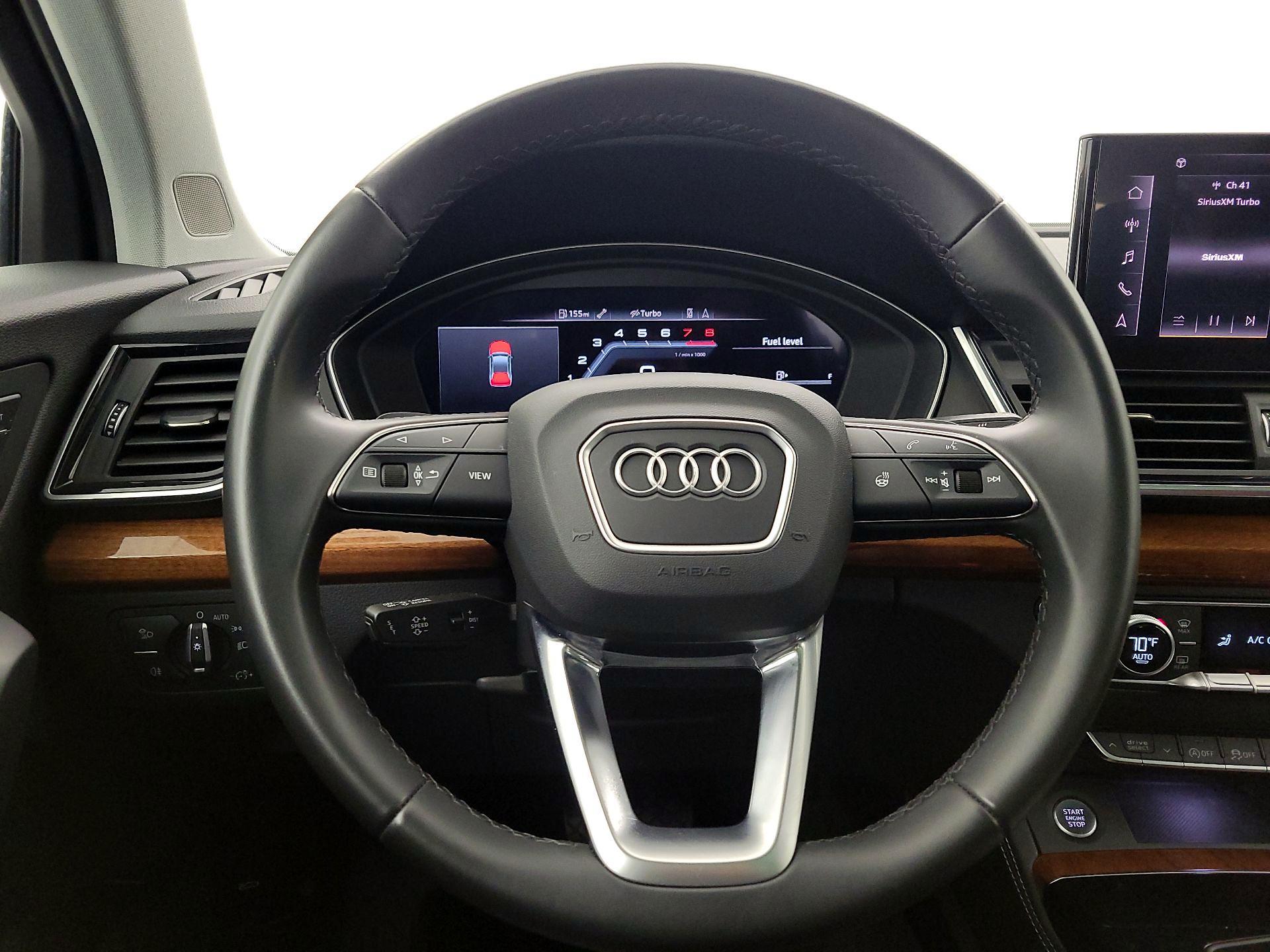 Thumbnail: 2022 Audi Q5 - 10