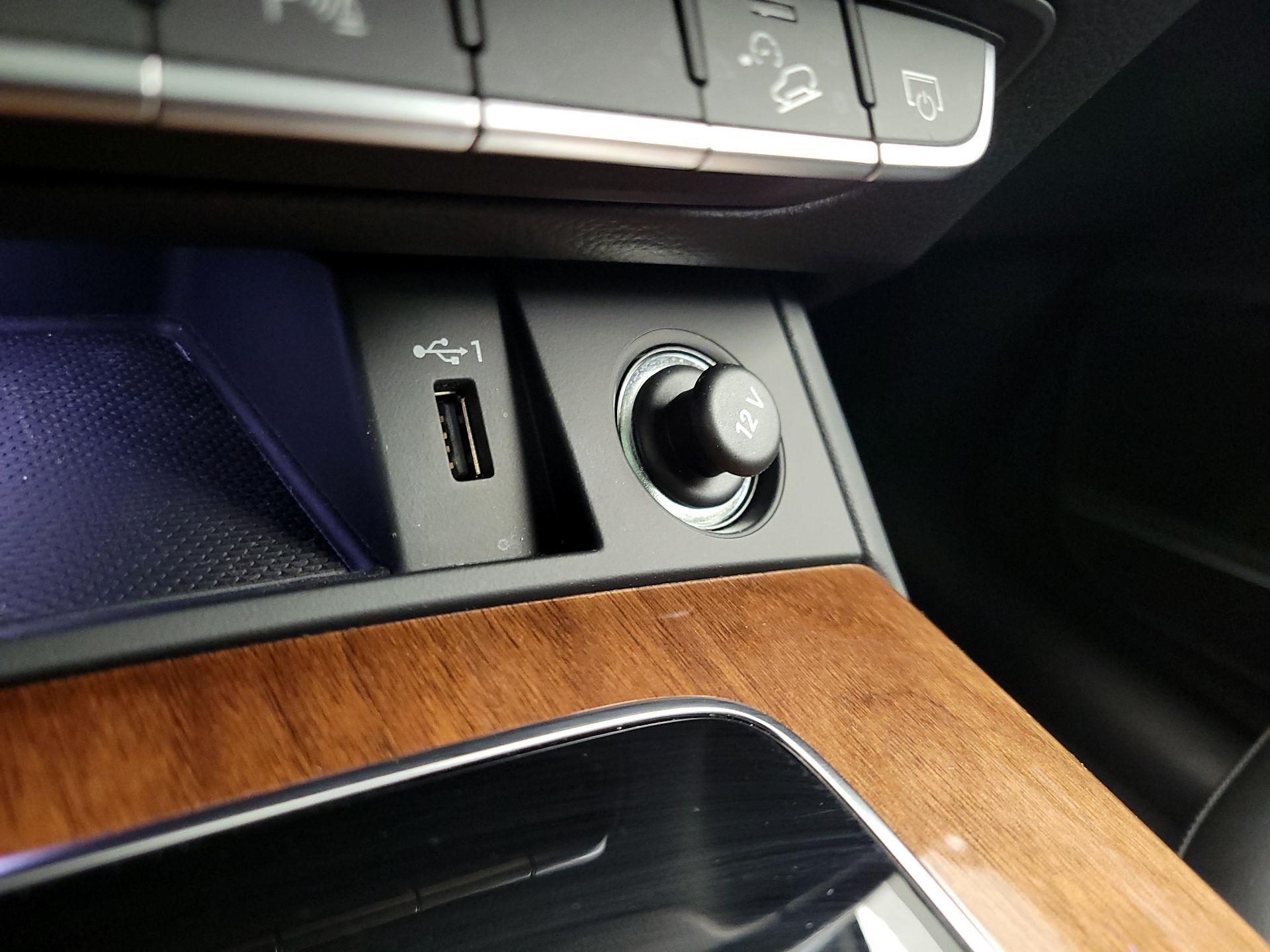 Thumbnail: 2022 Audi Q5 - 19