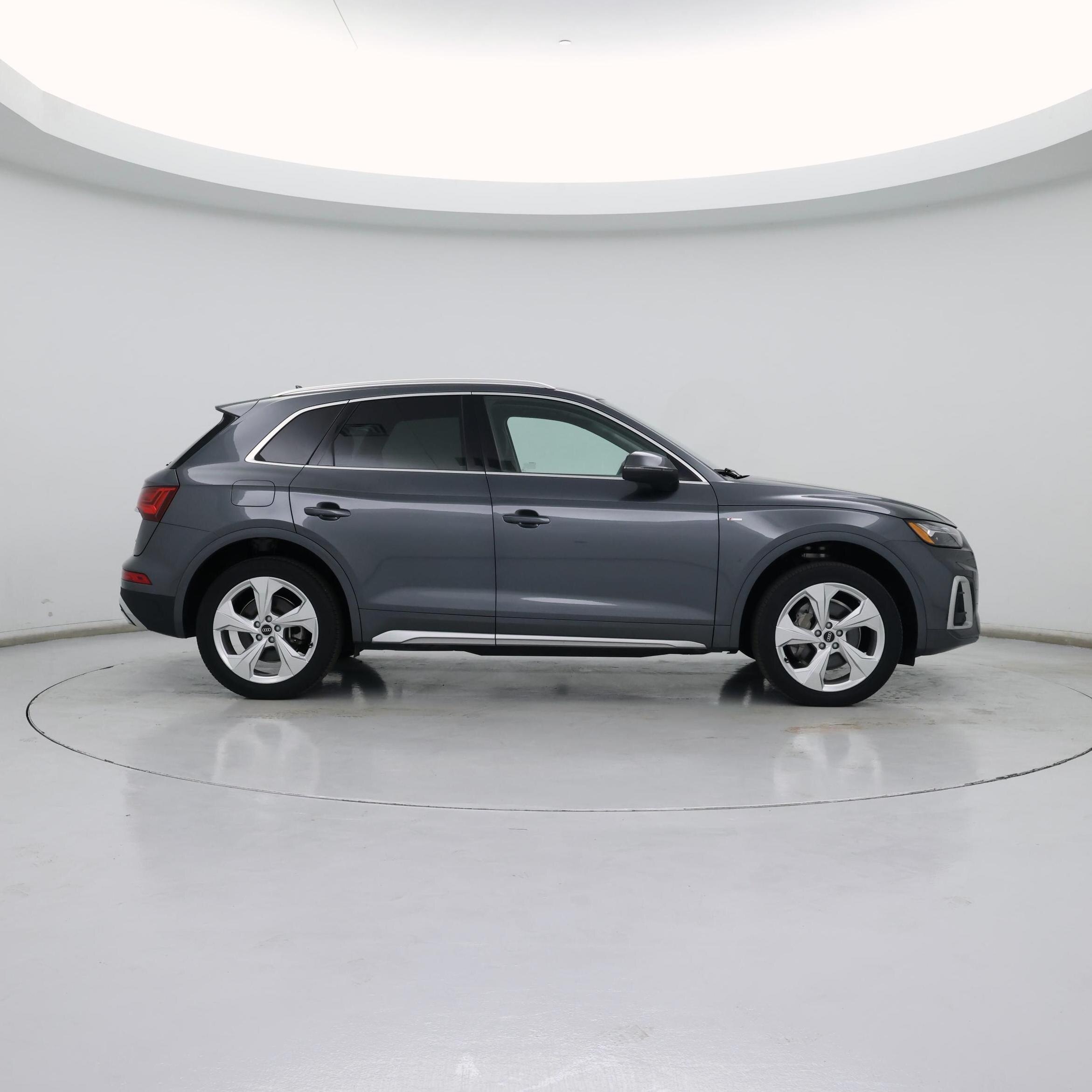 Thumbnail: 2022 Audi Q5 - 7