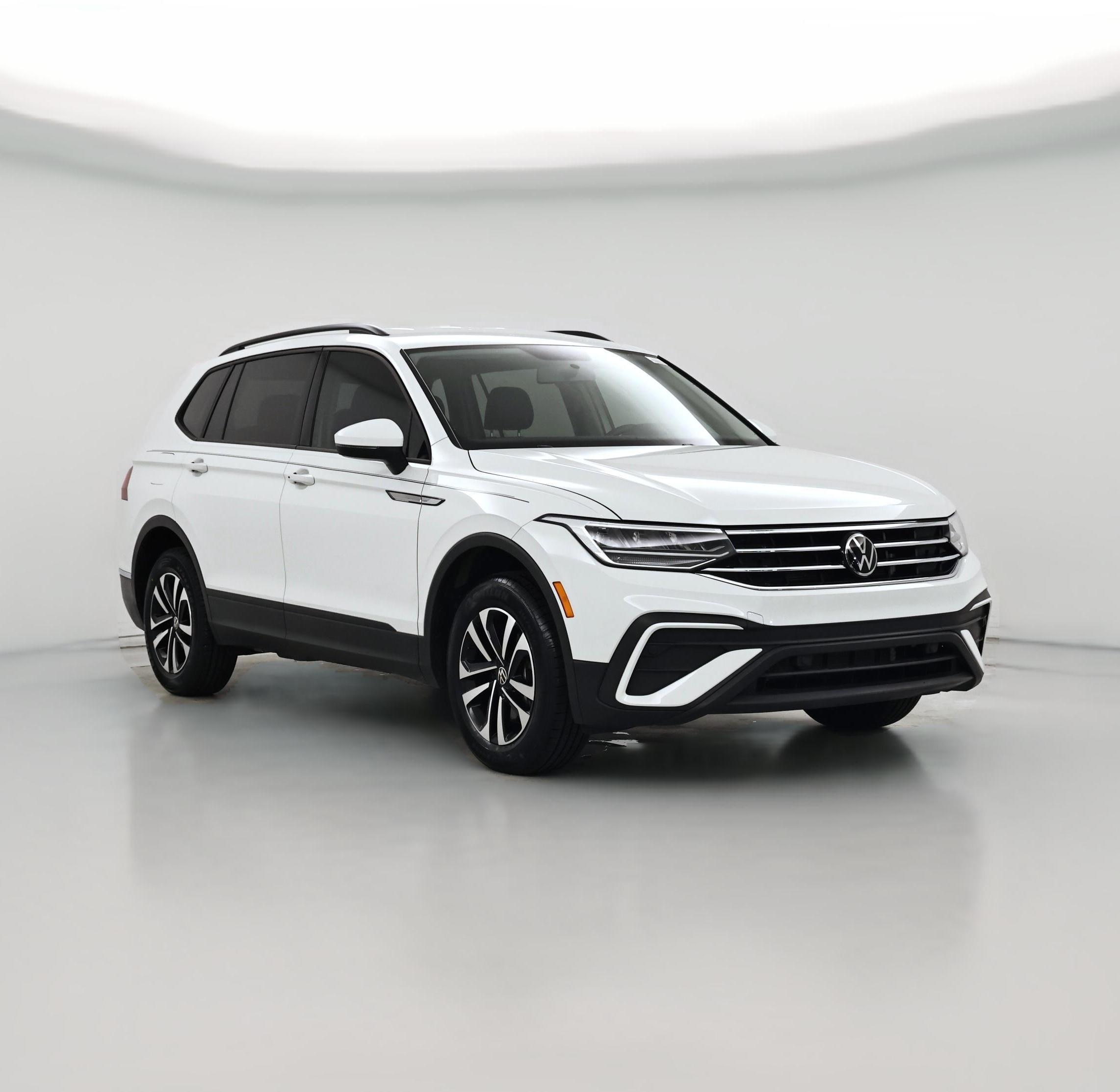 Thumbnail: 2022 Volkswagen Tiguan - 1
