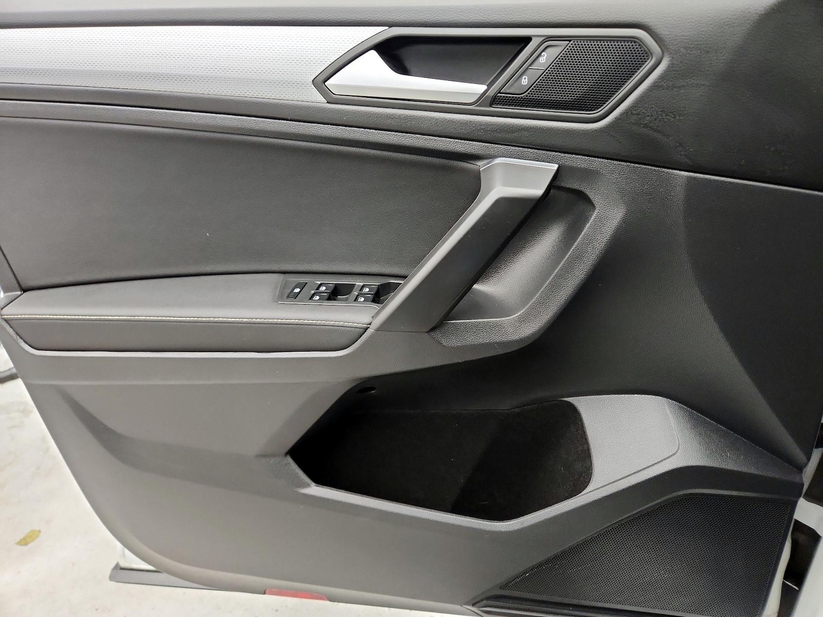 2022 Volkswagen Tiguan S - Photo 13