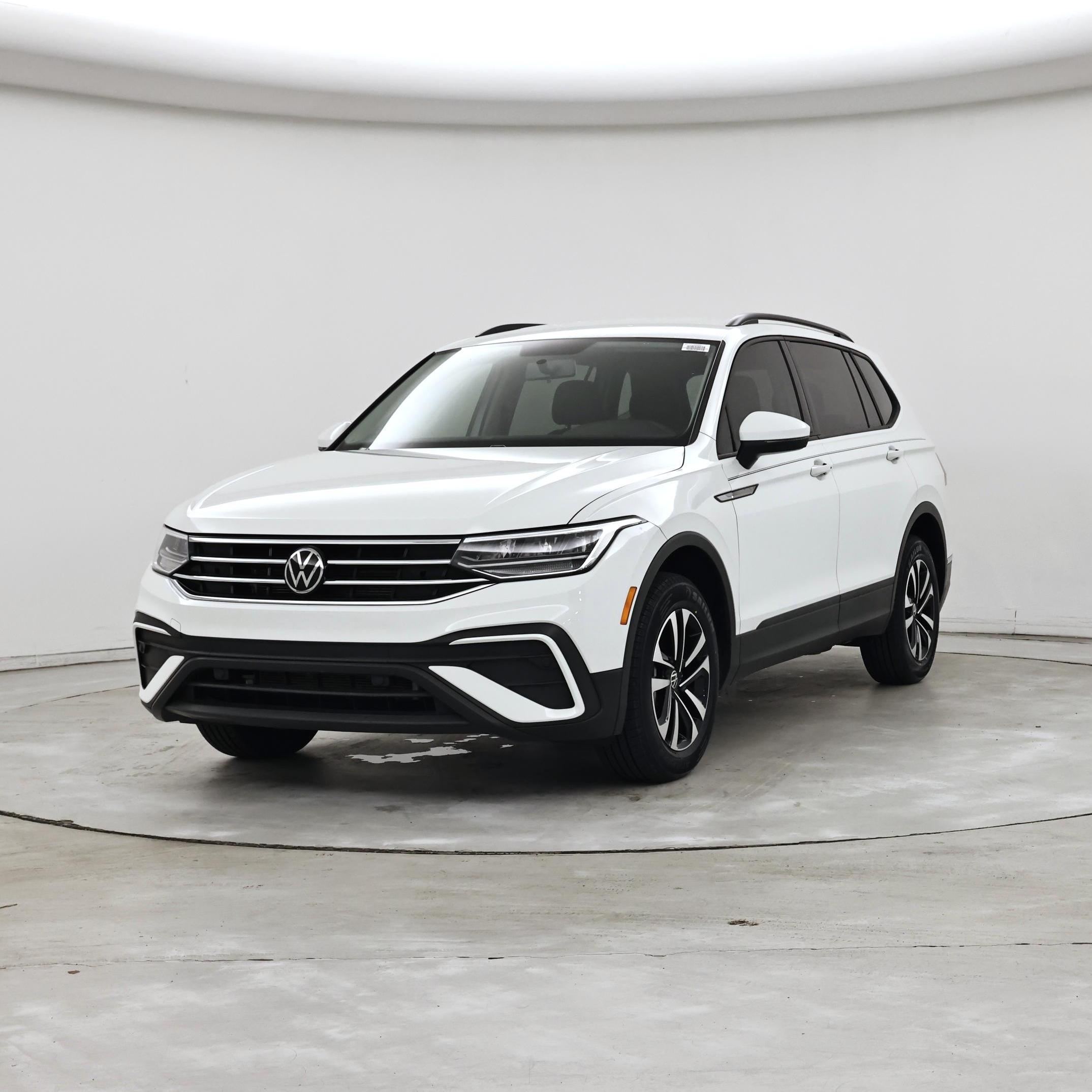 Thumbnail: 2022 Volkswagen Tiguan - 4