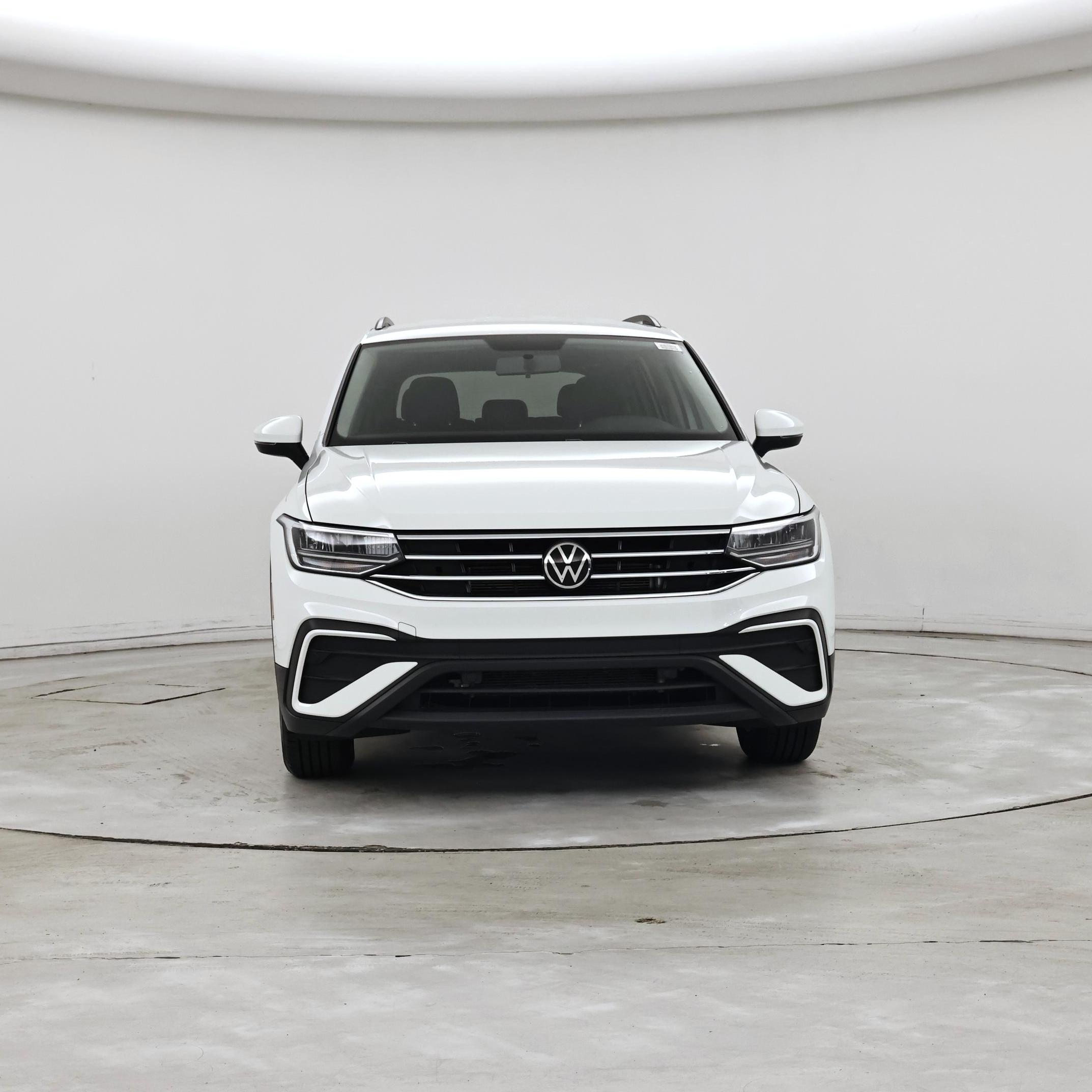 Thumbnail: 2022 Volkswagen Tiguan - 5