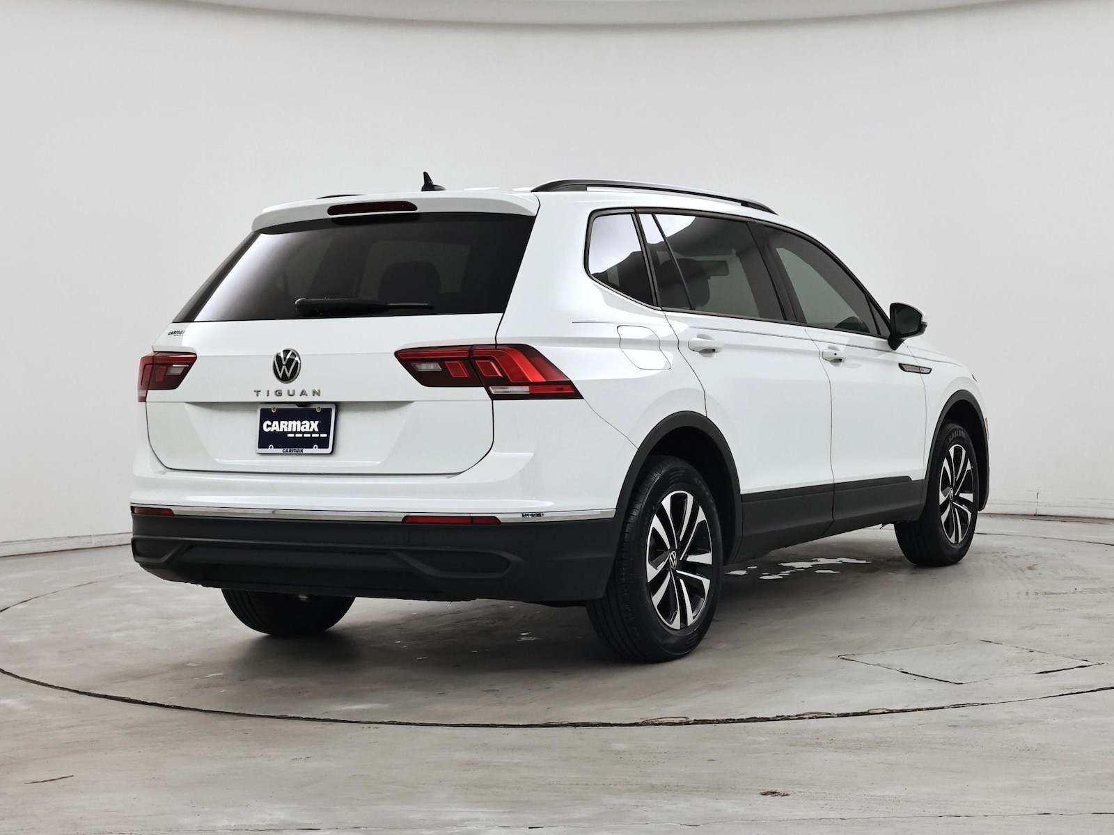 2022 Volkswagen Tiguan S - Photo 9