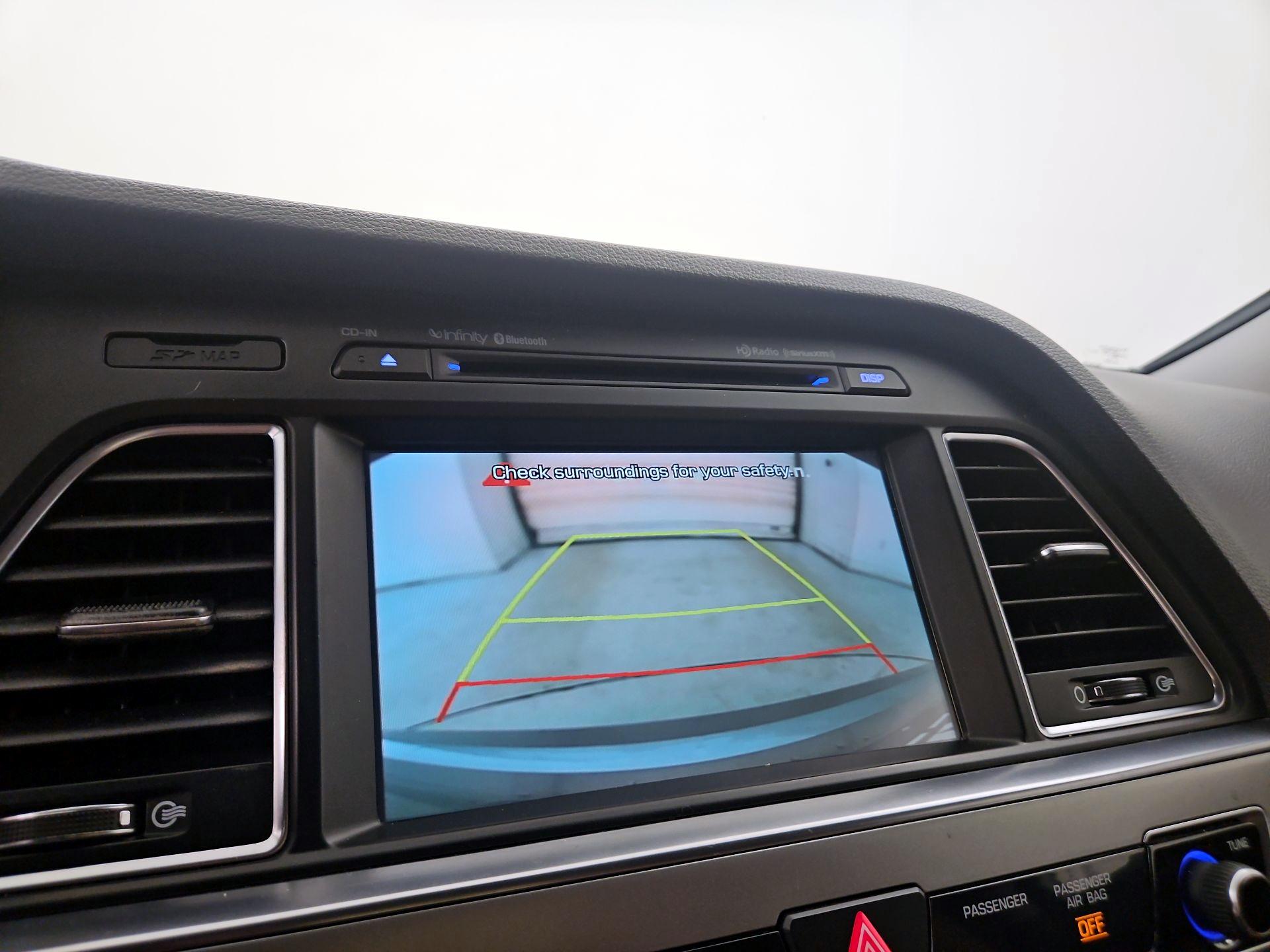 Thumbnail: 2015 Hyundai Sonata - 15