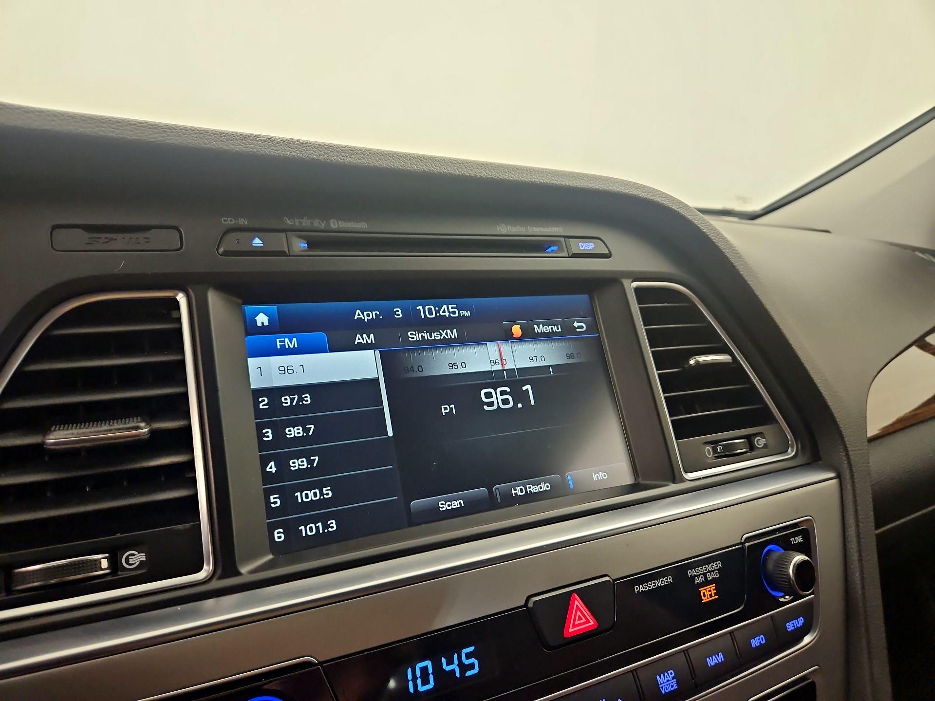 Thumbnail: 2015 Hyundai Sonata - 16