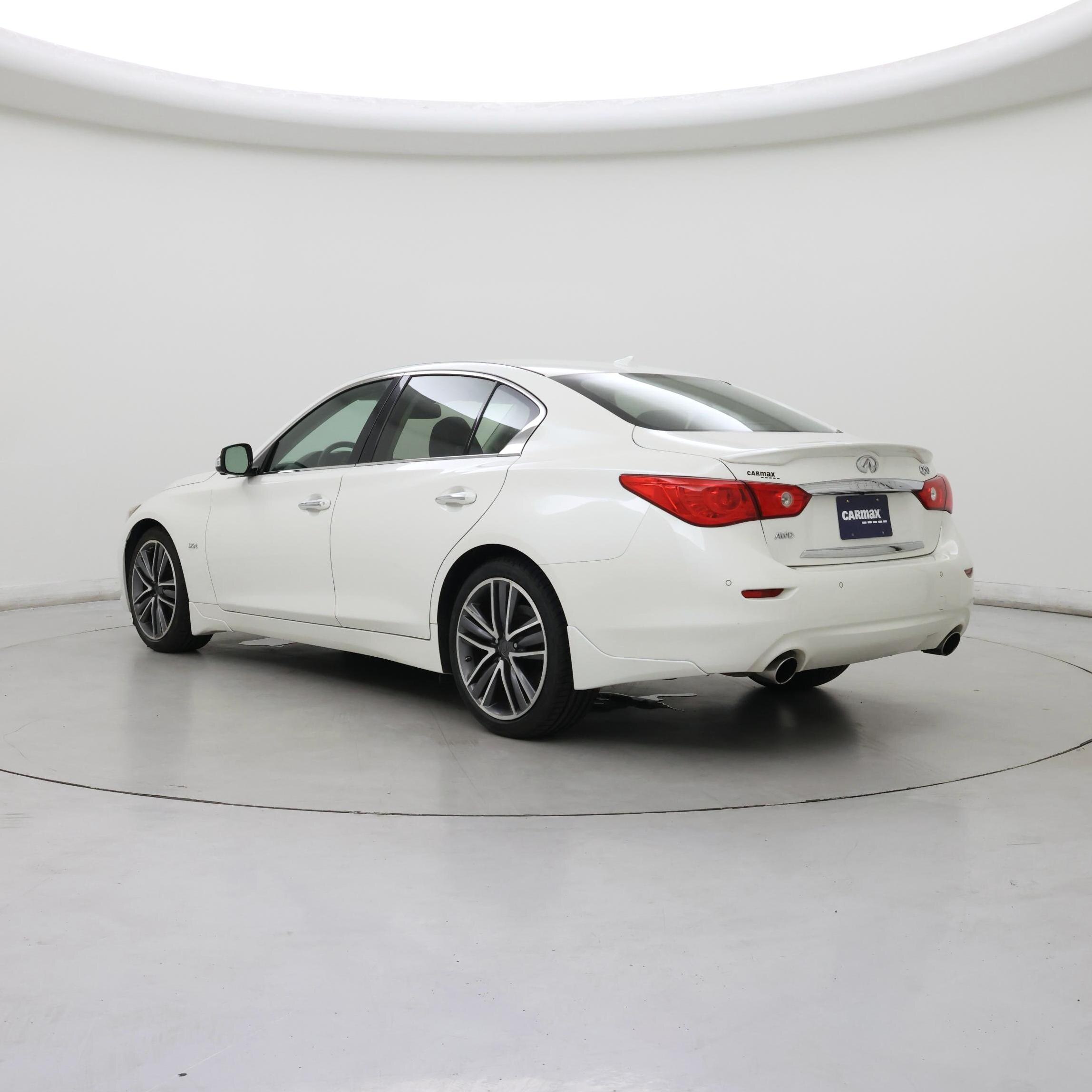 Thumbnail: 2017 INFINITI Q50 - 2