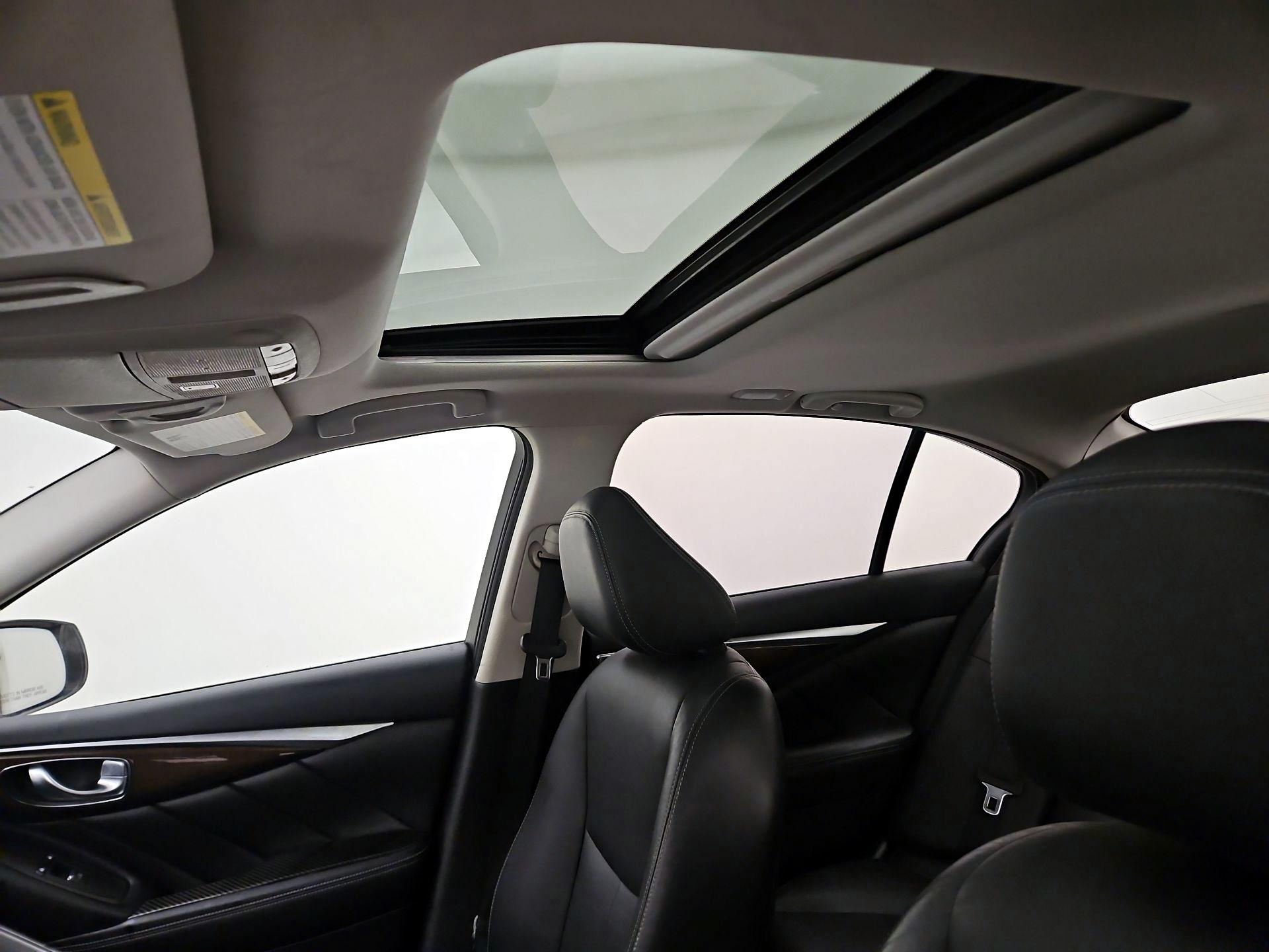 Thumbnail: 2017 INFINITI Q50 - 20