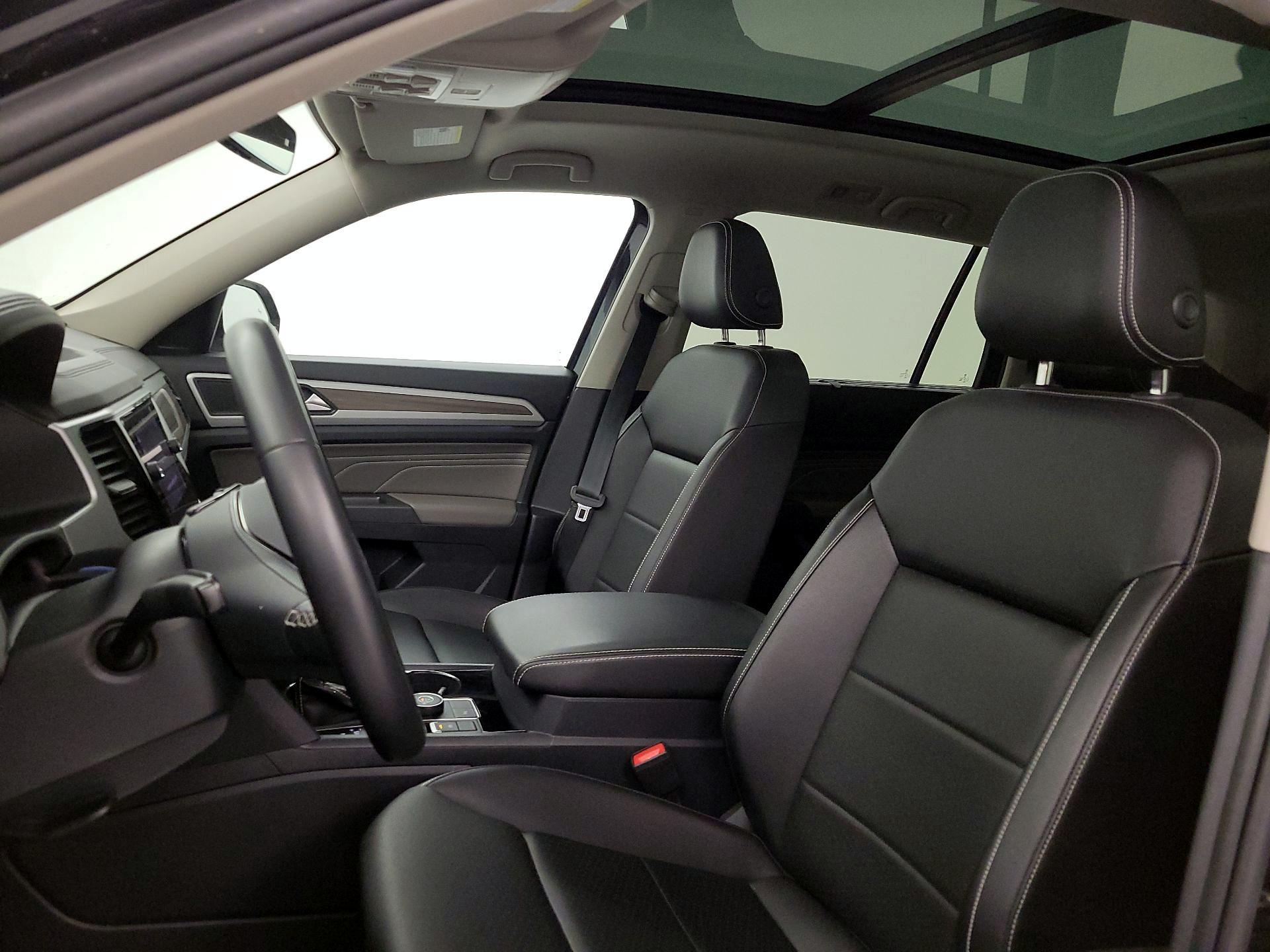 Thumbnail: 2023 Volkswagen Atlas - 11