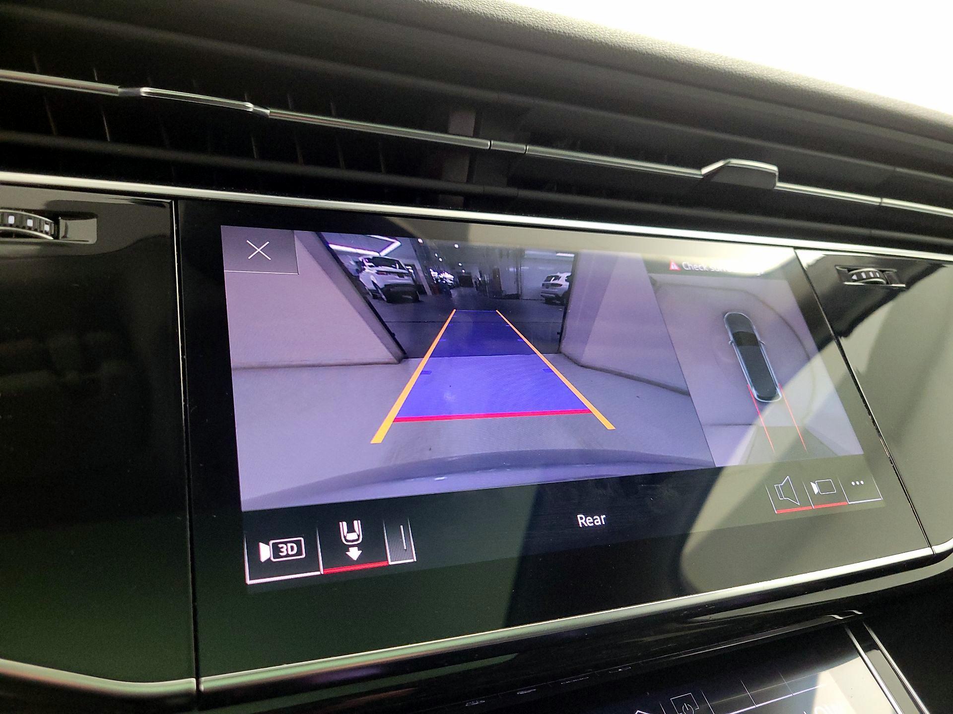 Thumbnail: 2022 Audi Q7 - 15