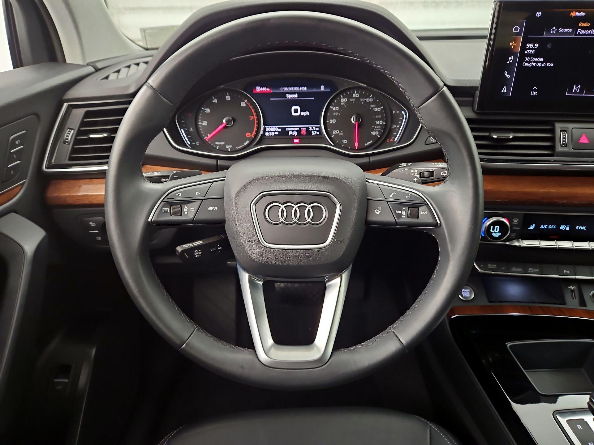 Thumbnail: 2023 Audi Q5 - 10