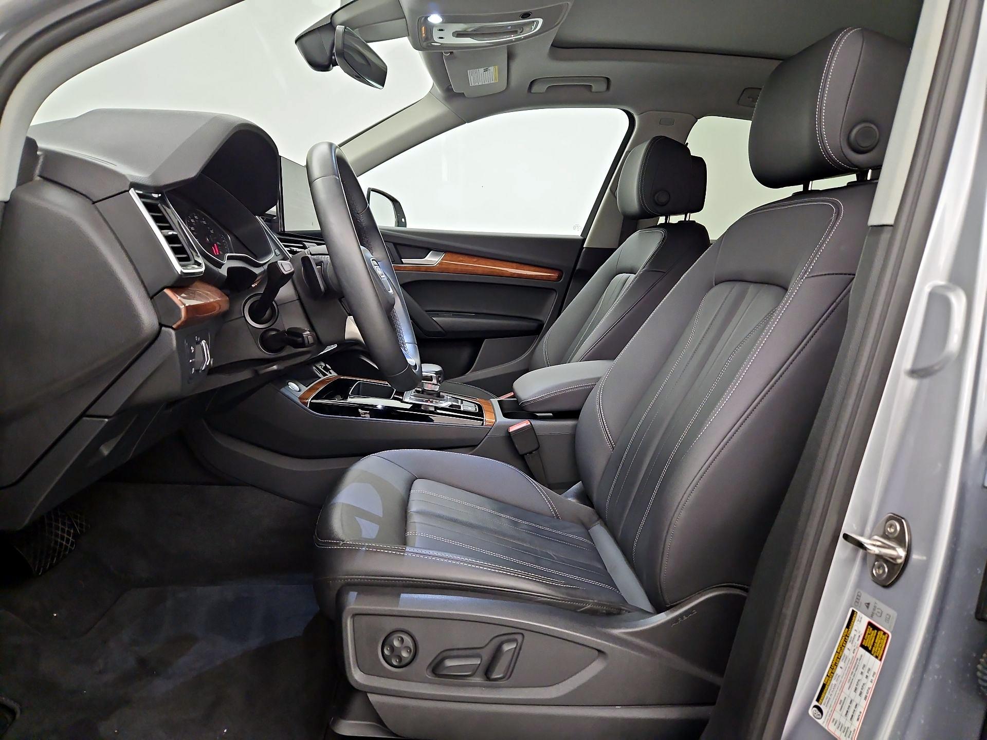 Thumbnail: 2023 Audi Q5 - 11