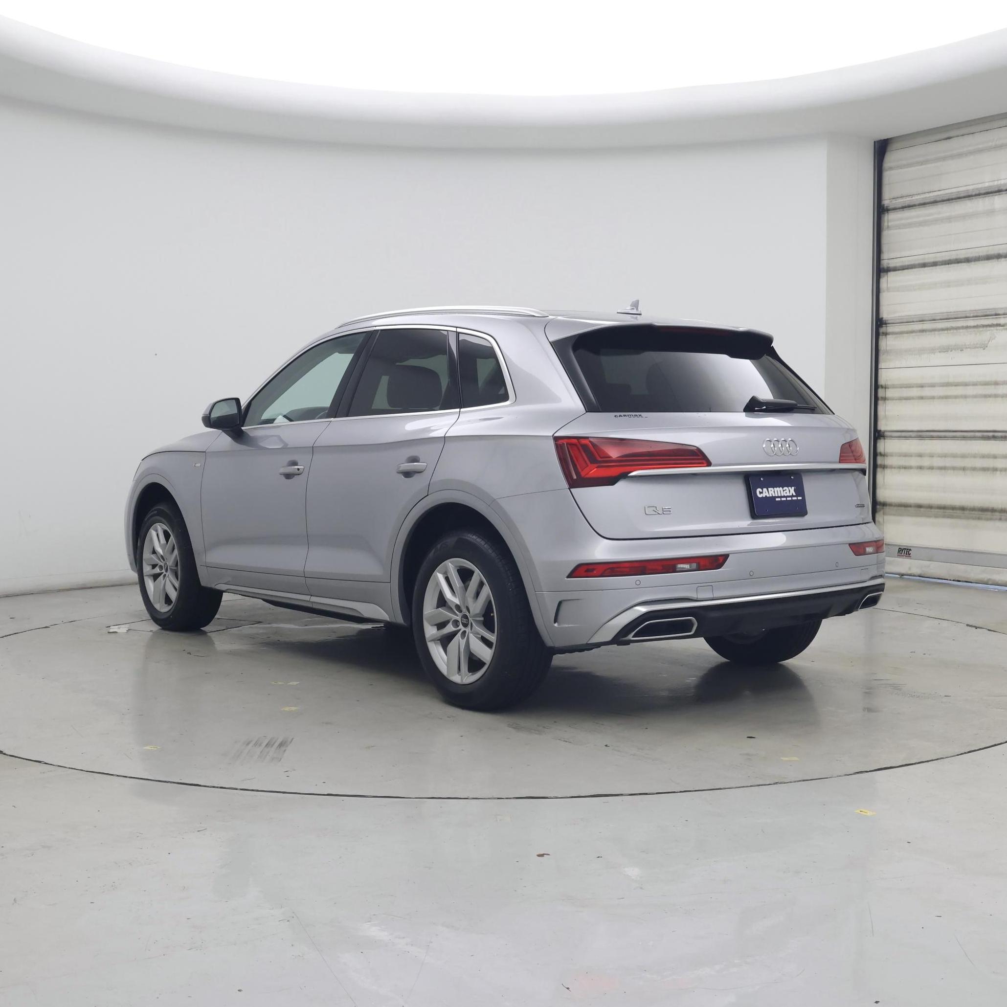 Thumbnail: 2023 Audi Q5 - 2
