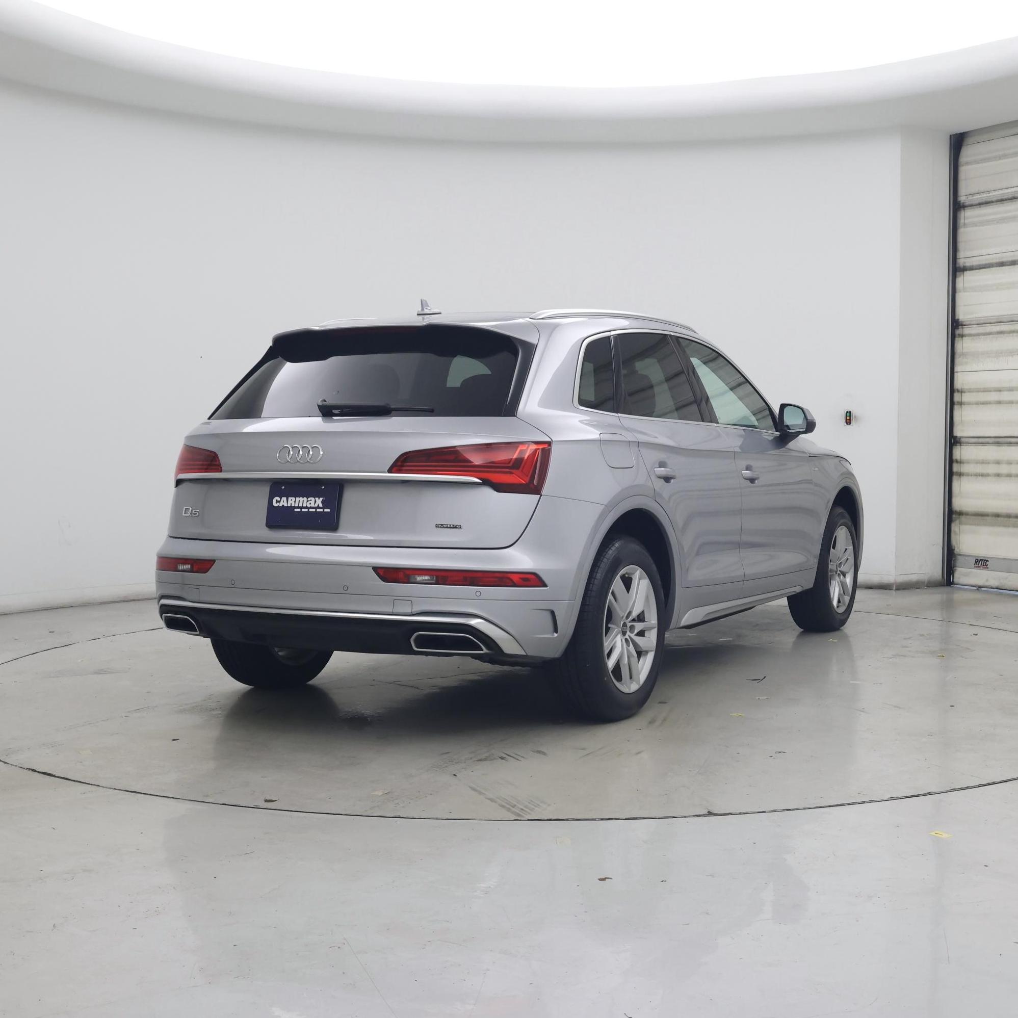 Thumbnail: 2023 Audi Q5 - 8