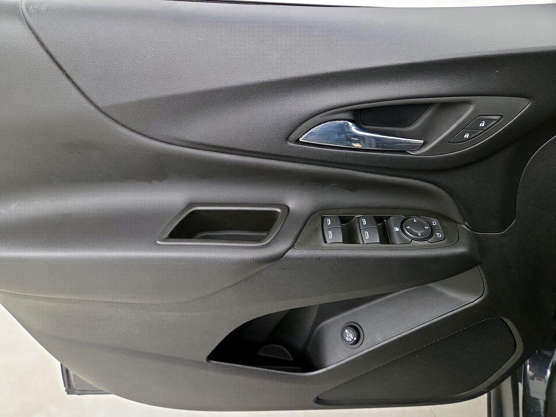 Thumbnail: 2023 Chevrolet Equinox - 12