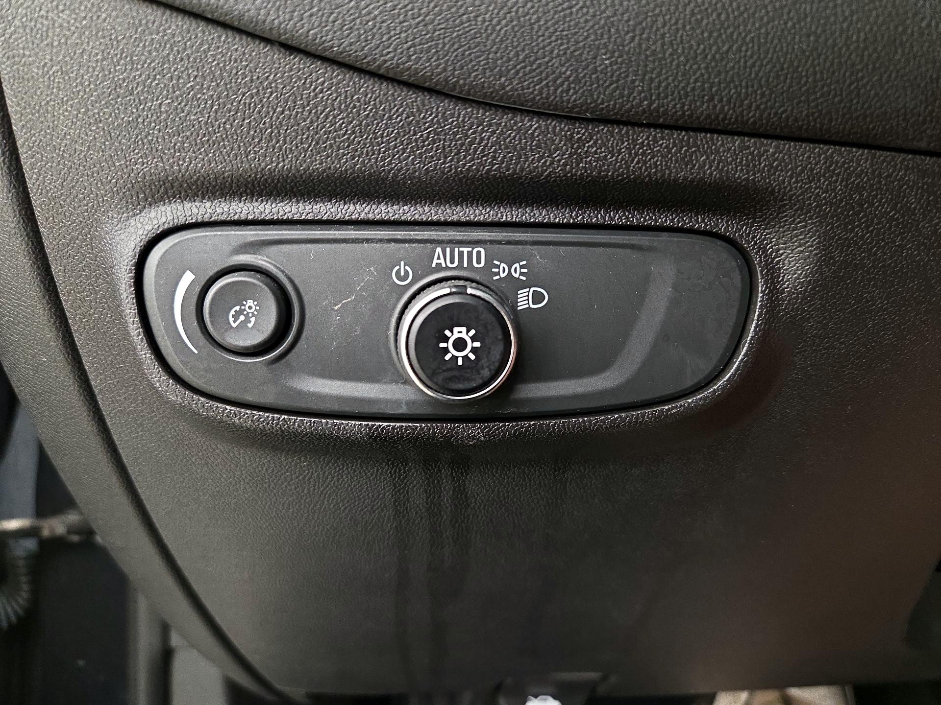 Thumbnail: 2023 Chevrolet Equinox - 13