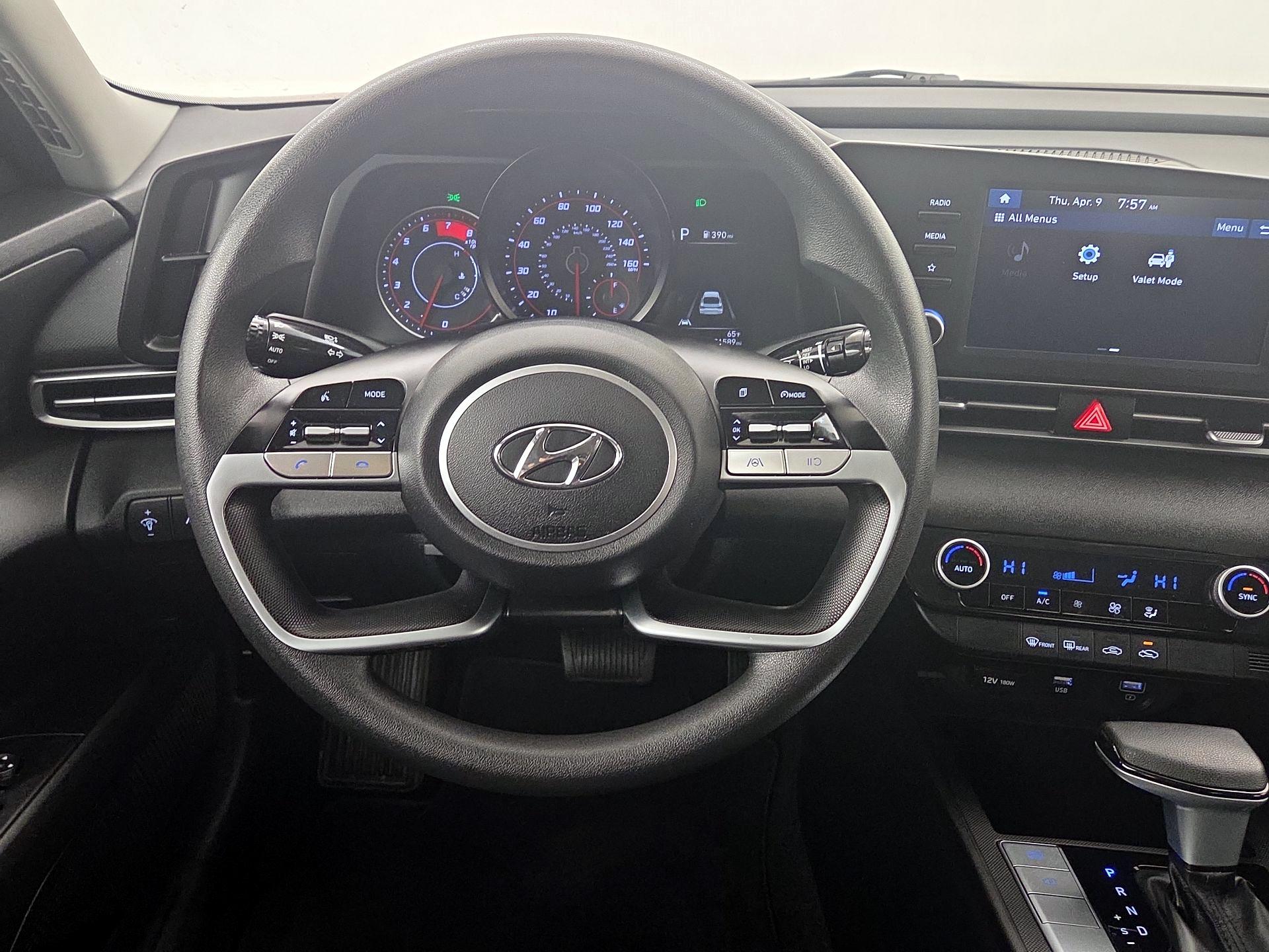 Thumbnail: 2021 Hyundai Elantra - 10