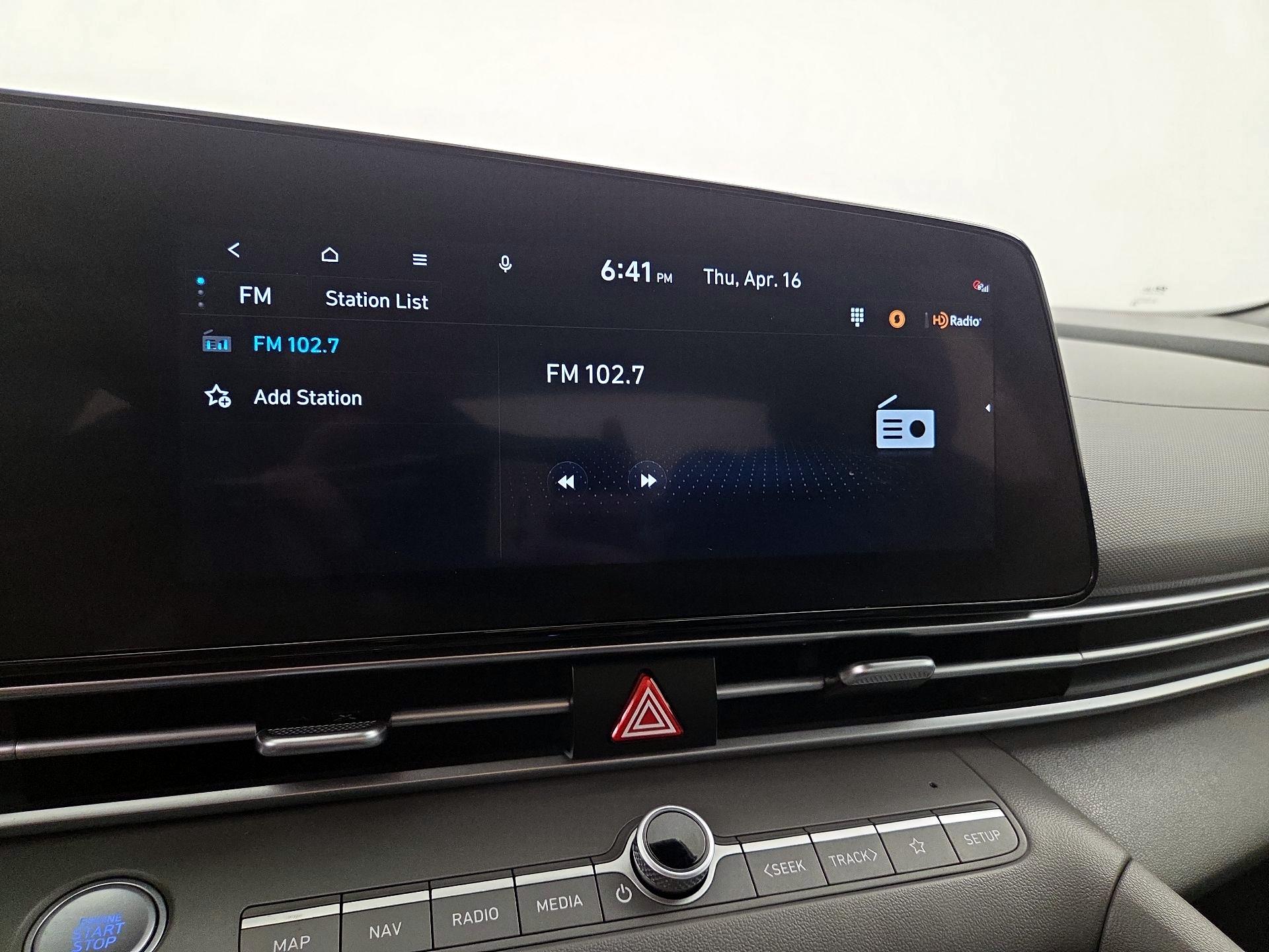 Thumbnail: 2023 Hyundai Elantra - 16