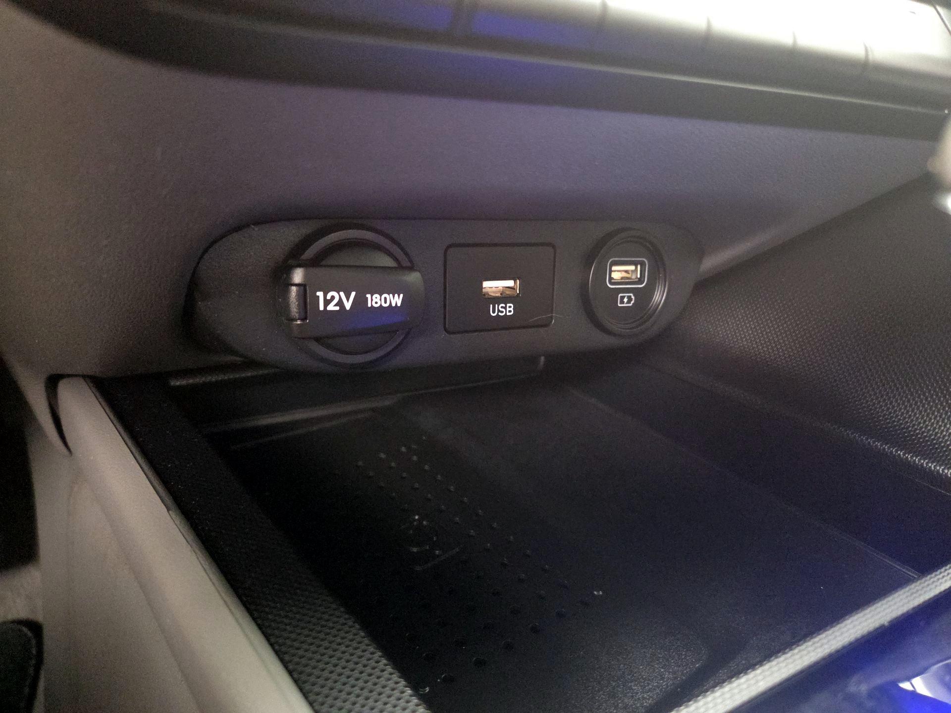 Thumbnail: 2023 Hyundai Elantra - 19