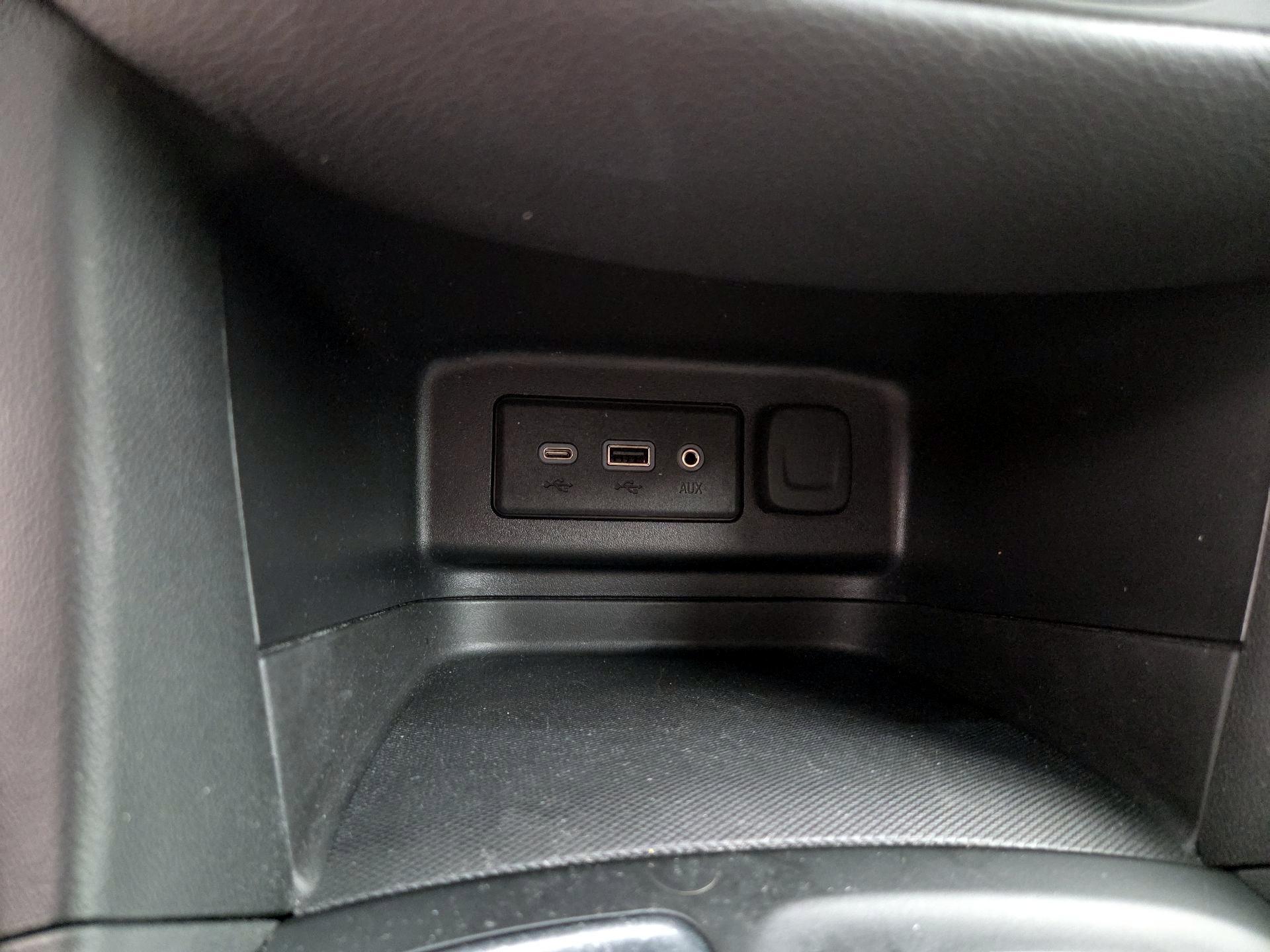 Thumbnail: 2022 Chevrolet Equinox - 18